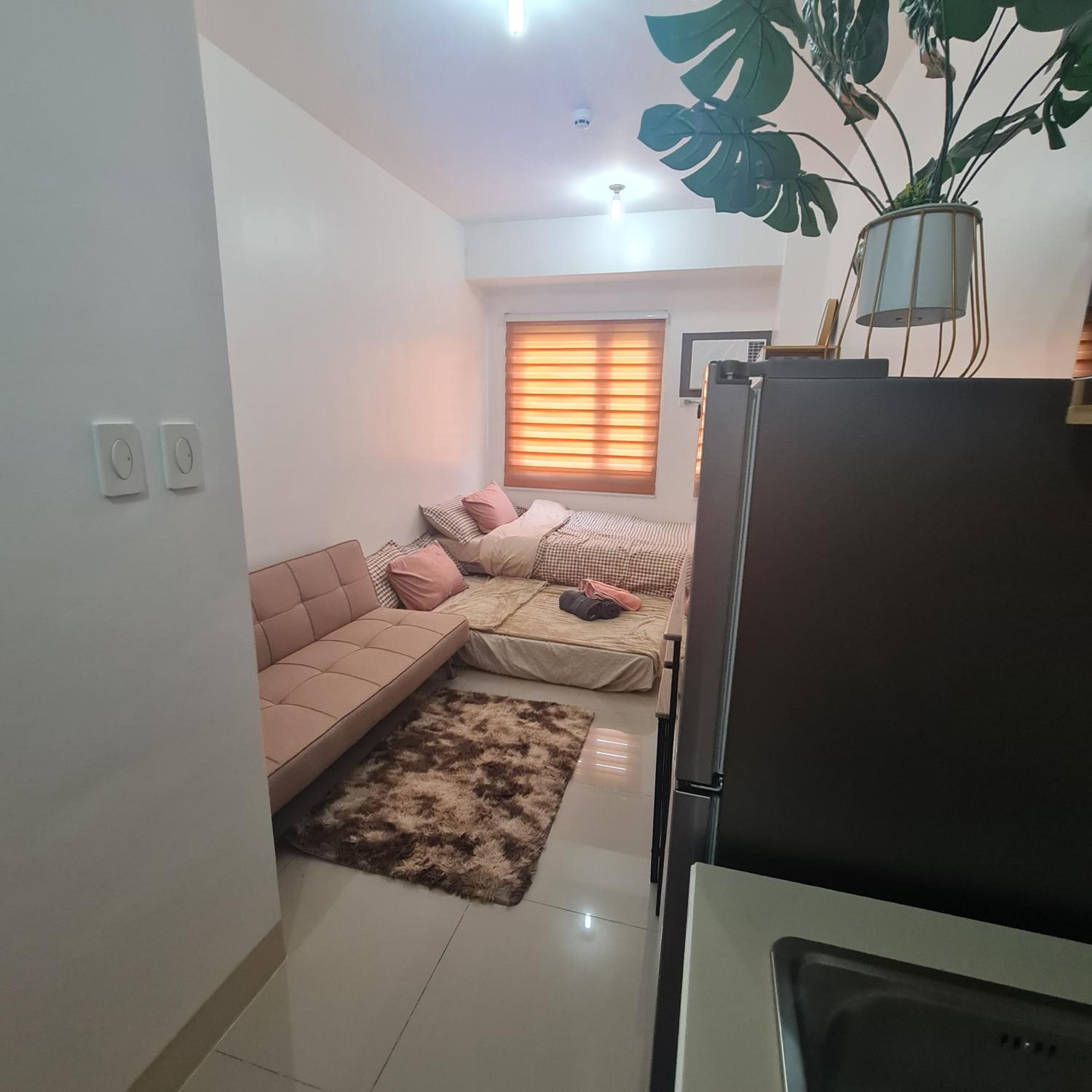 HOMELY @ Green 2 Residences SMDC DLSUMC view 2