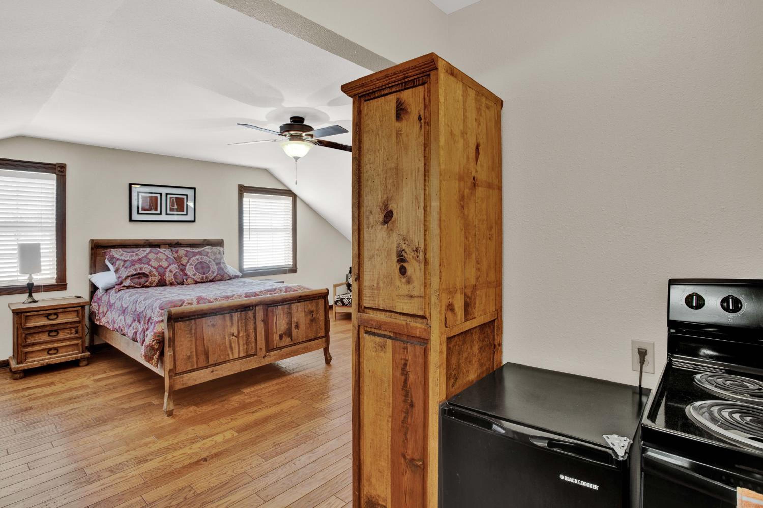 Mendelbaum Winery Loft West