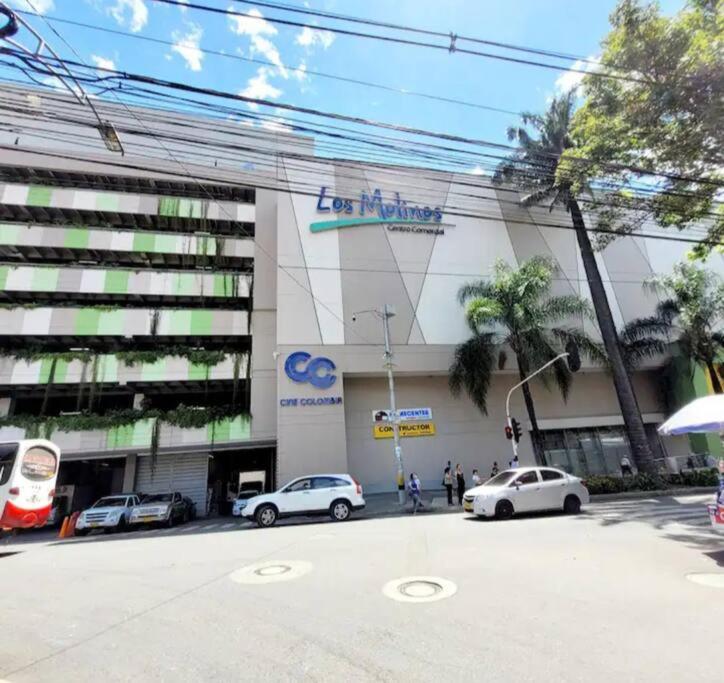 906. Apartamento cerca al sector de laureles
