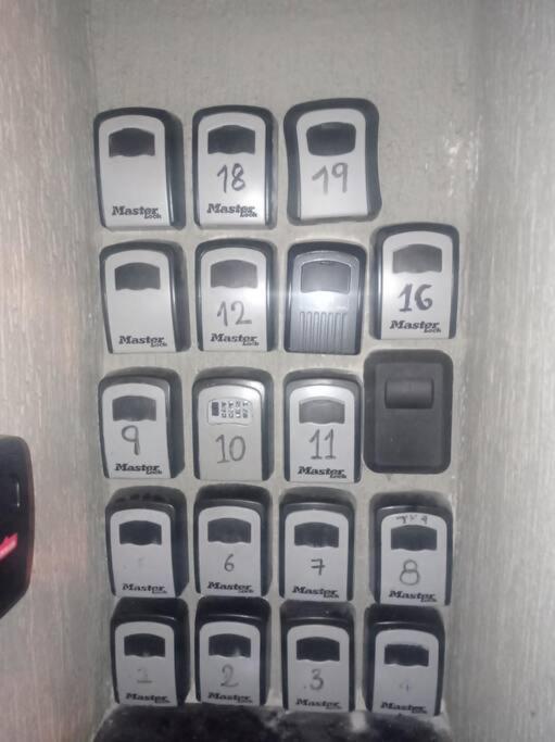 906. Apartamento cerca al sector de laureles
