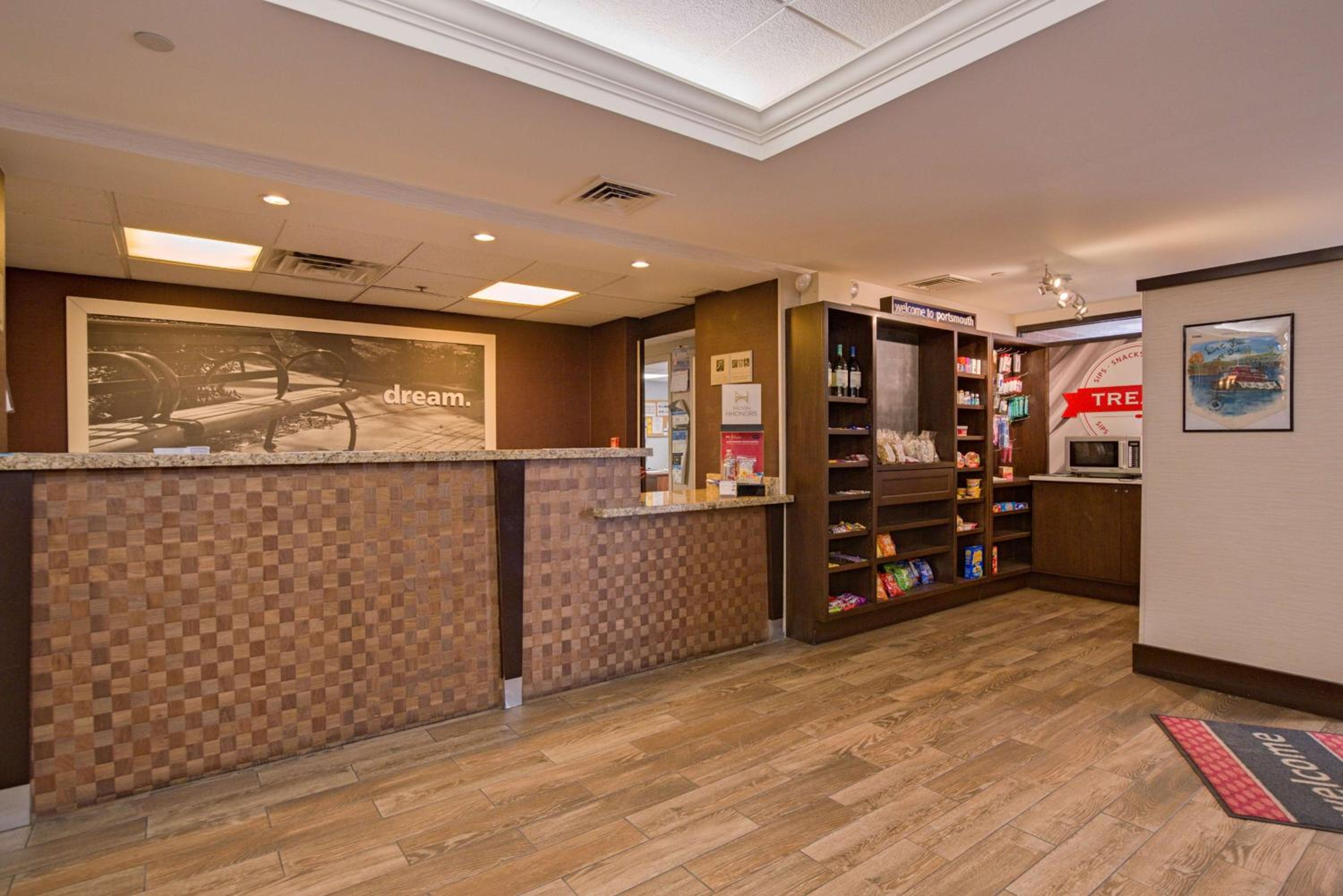 Portsmouth Vacations - Hampton Inn Portsmouth Central - Property Image 22