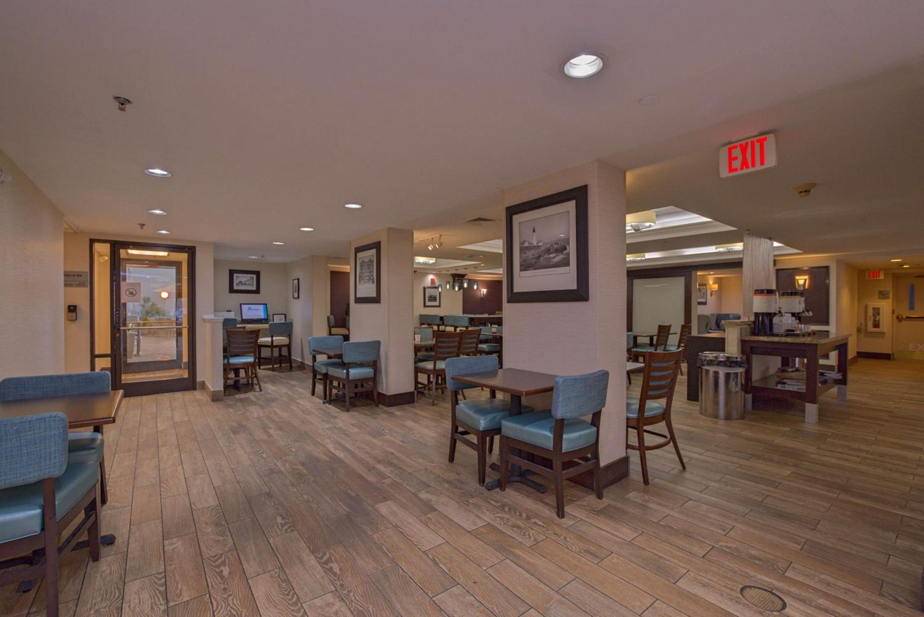 Portsmouth Vacations - Hampton Inn Portsmouth Central - Property Image 23