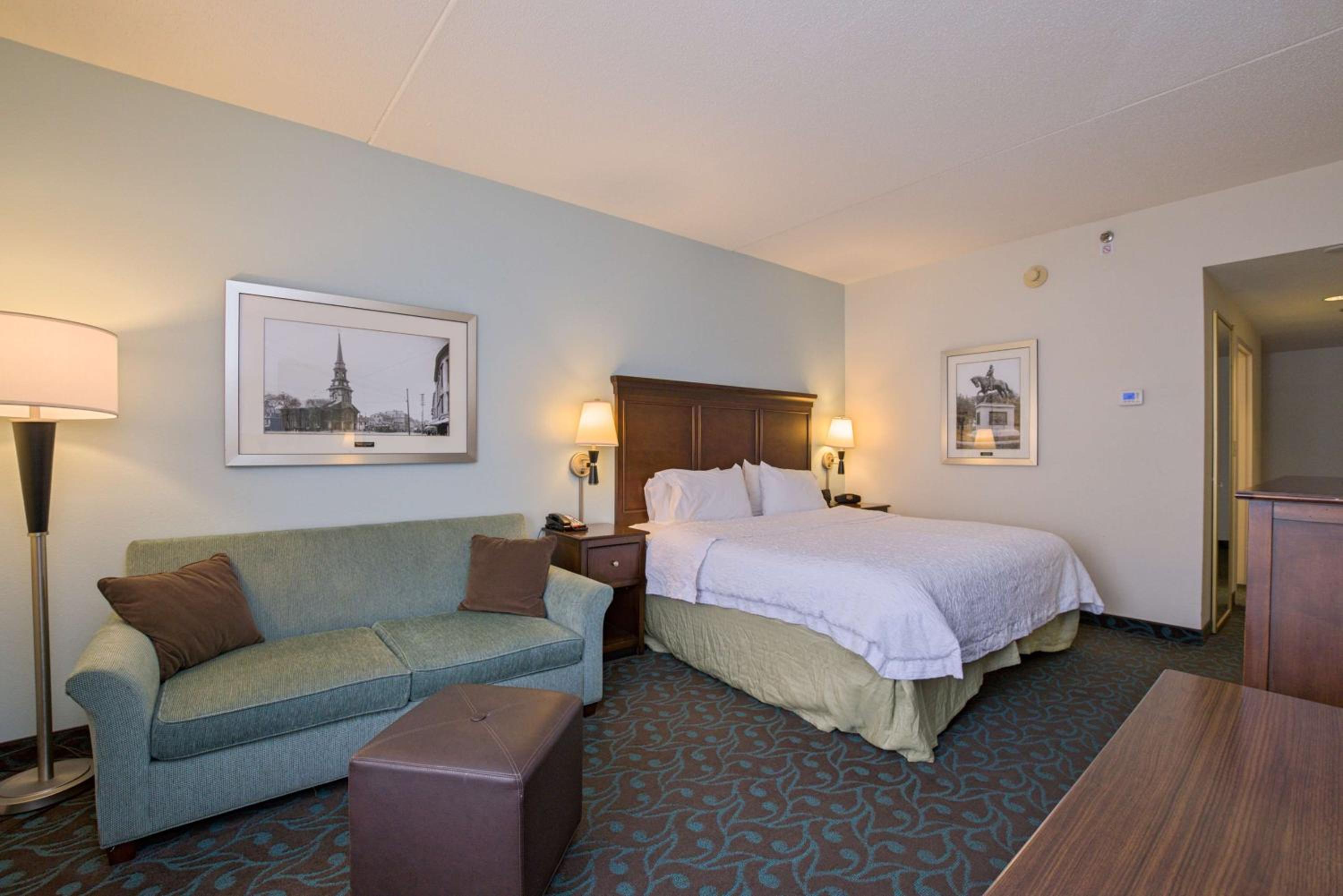 Portsmouth Vacations - Hampton Inn Portsmouth Central - Property Image 11