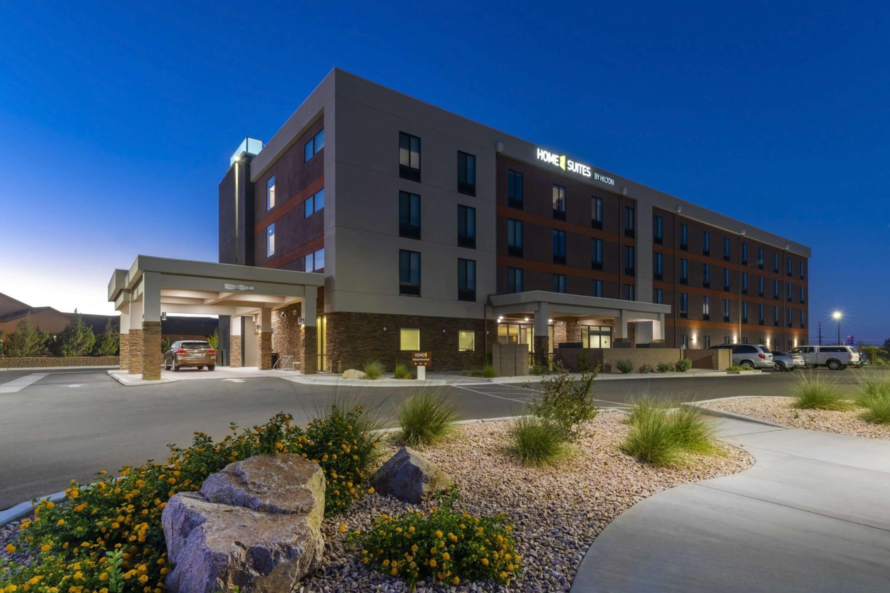 Kingman Vacations - Home2 Suites by Hilton Kingman - Property Image 12