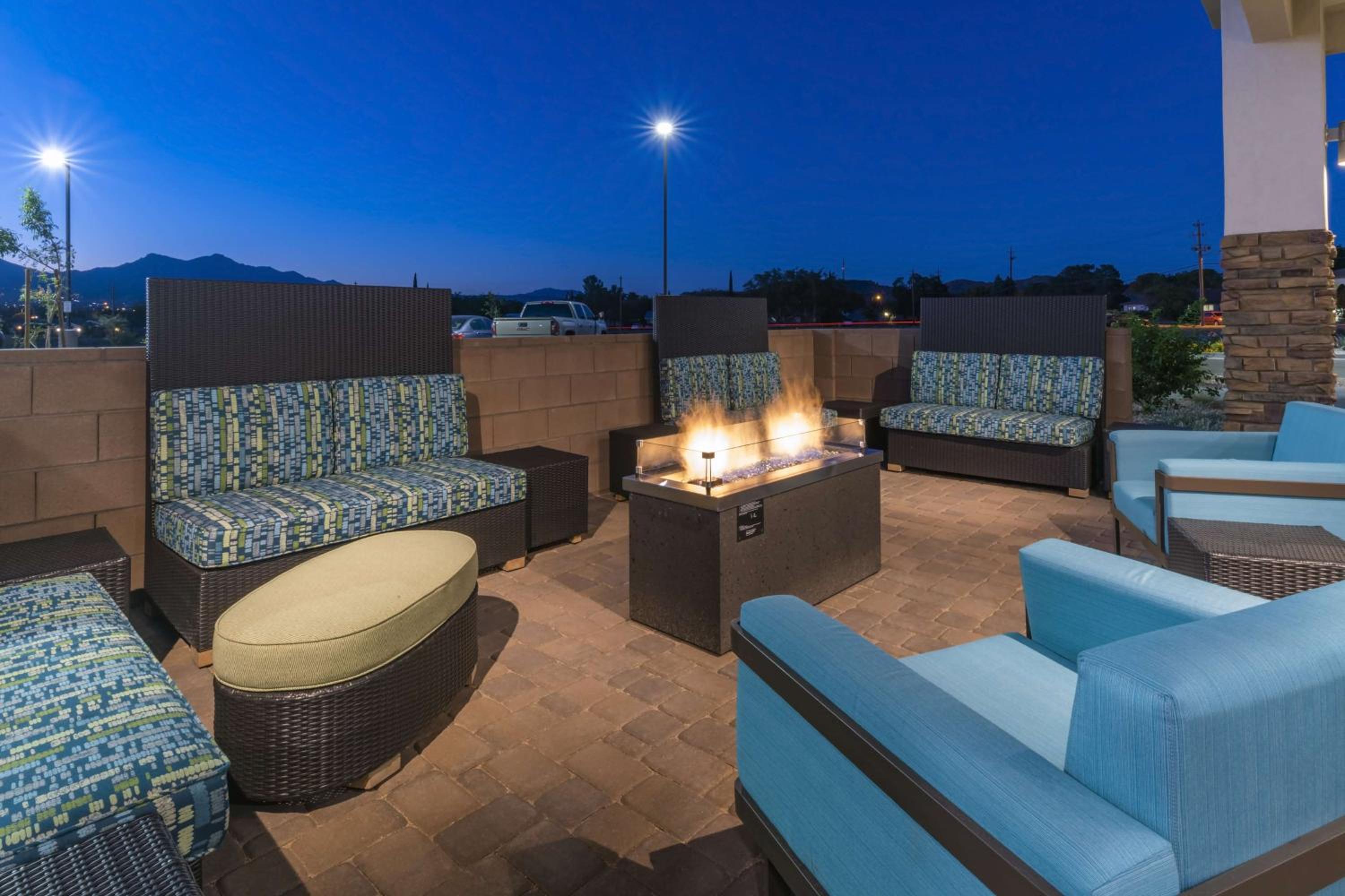 Kingman Vacations - Home2 Suites by Hilton Kingman - Property Image 10