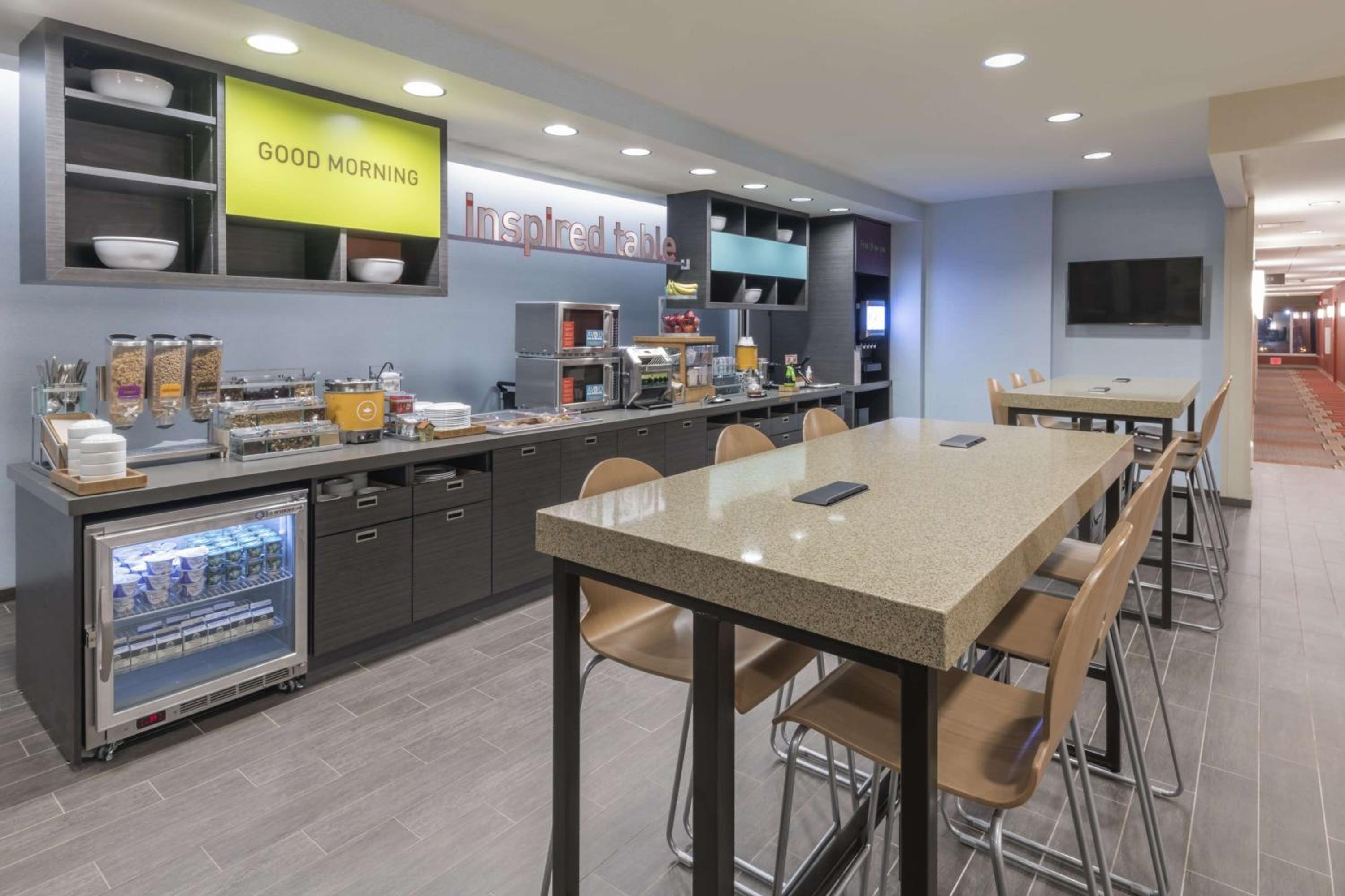 Kansas City Vacations - Home2 Suites Kansas City Downtown - Property Image 9