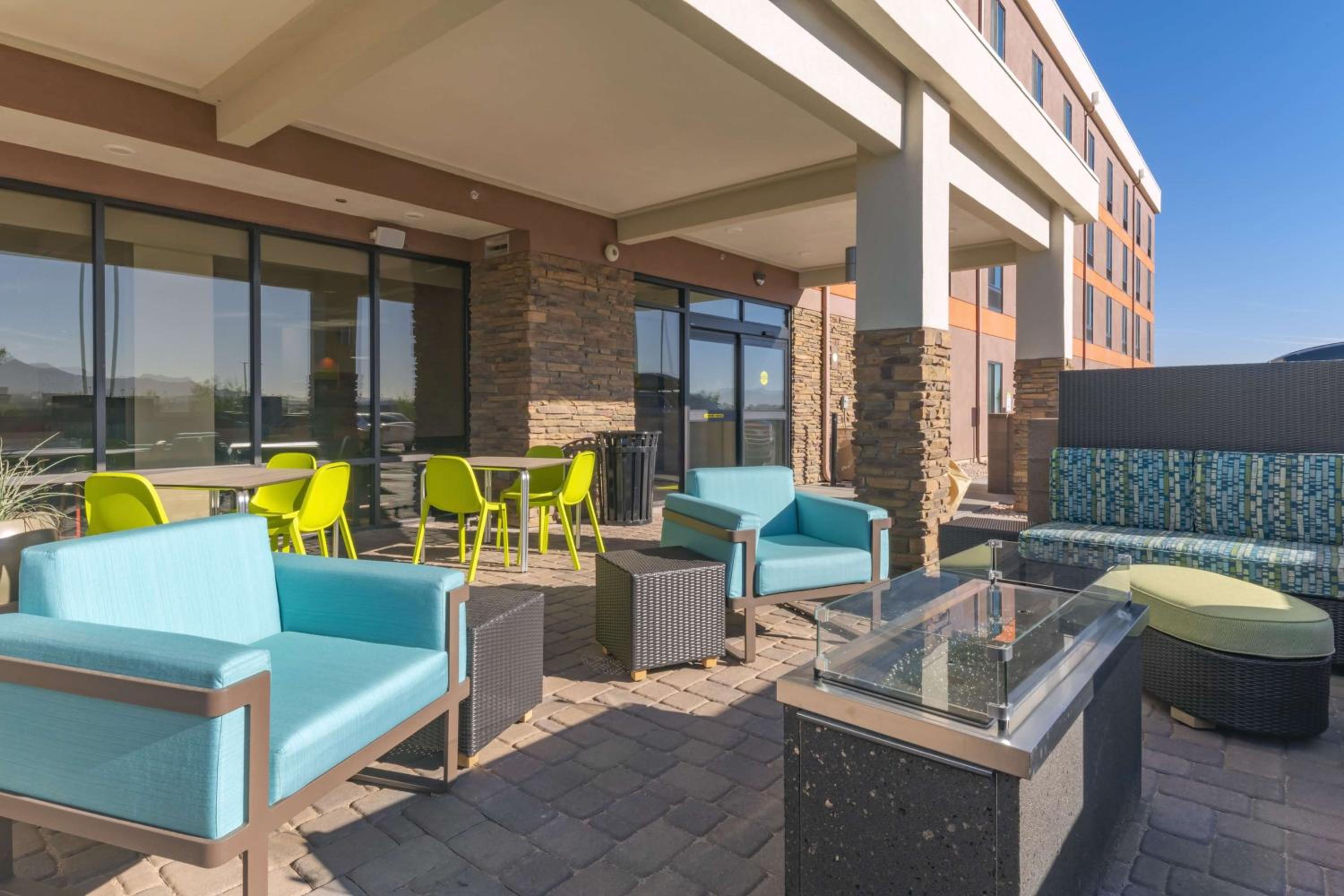 Kingman Vacations - Home2 Suites by Hilton Kingman - Property Image 8