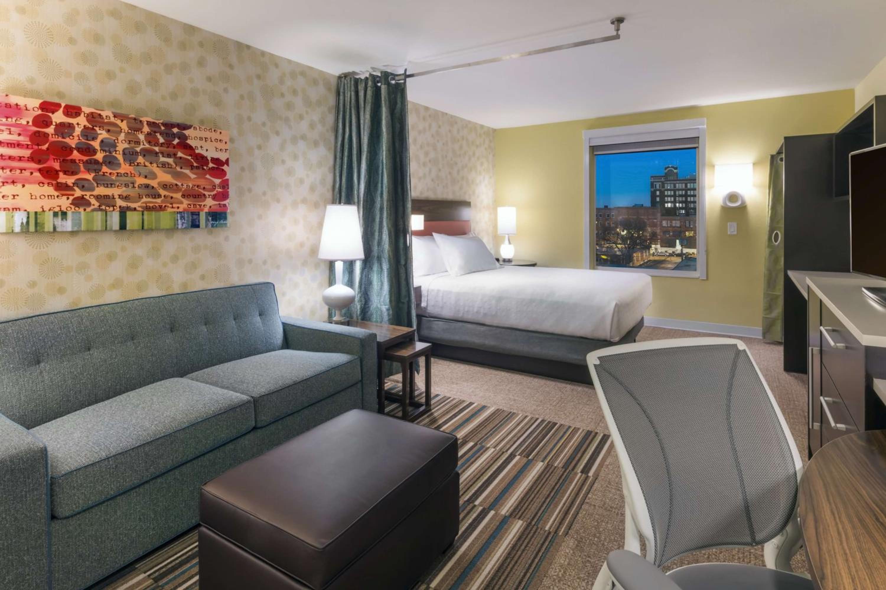 Kansas City Vacations - Home2 Suites Kansas City Downtown - Property Image 28