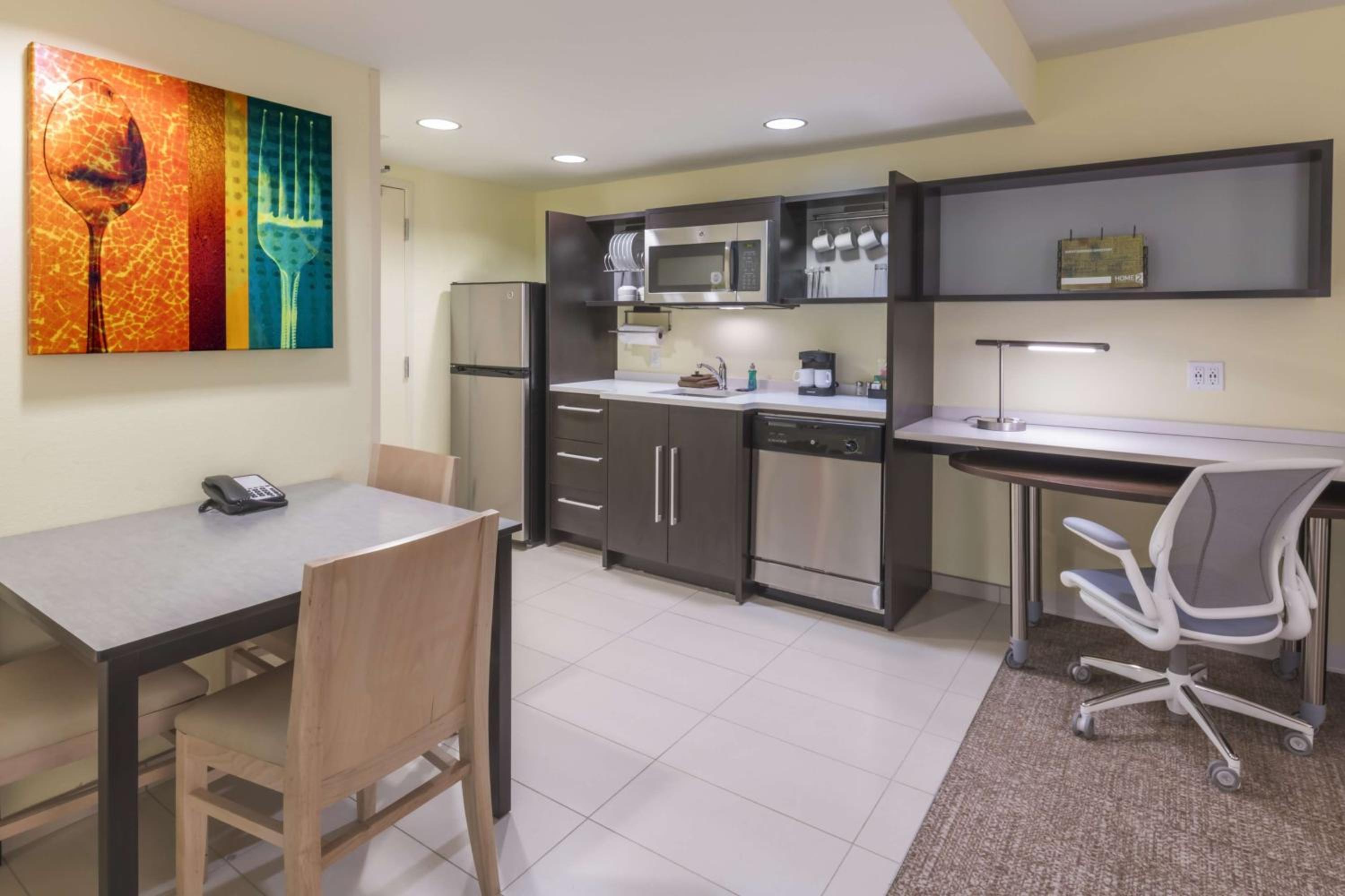 Kansas City Vacations - Home2 Suites Kansas City Downtown - Property Image 24