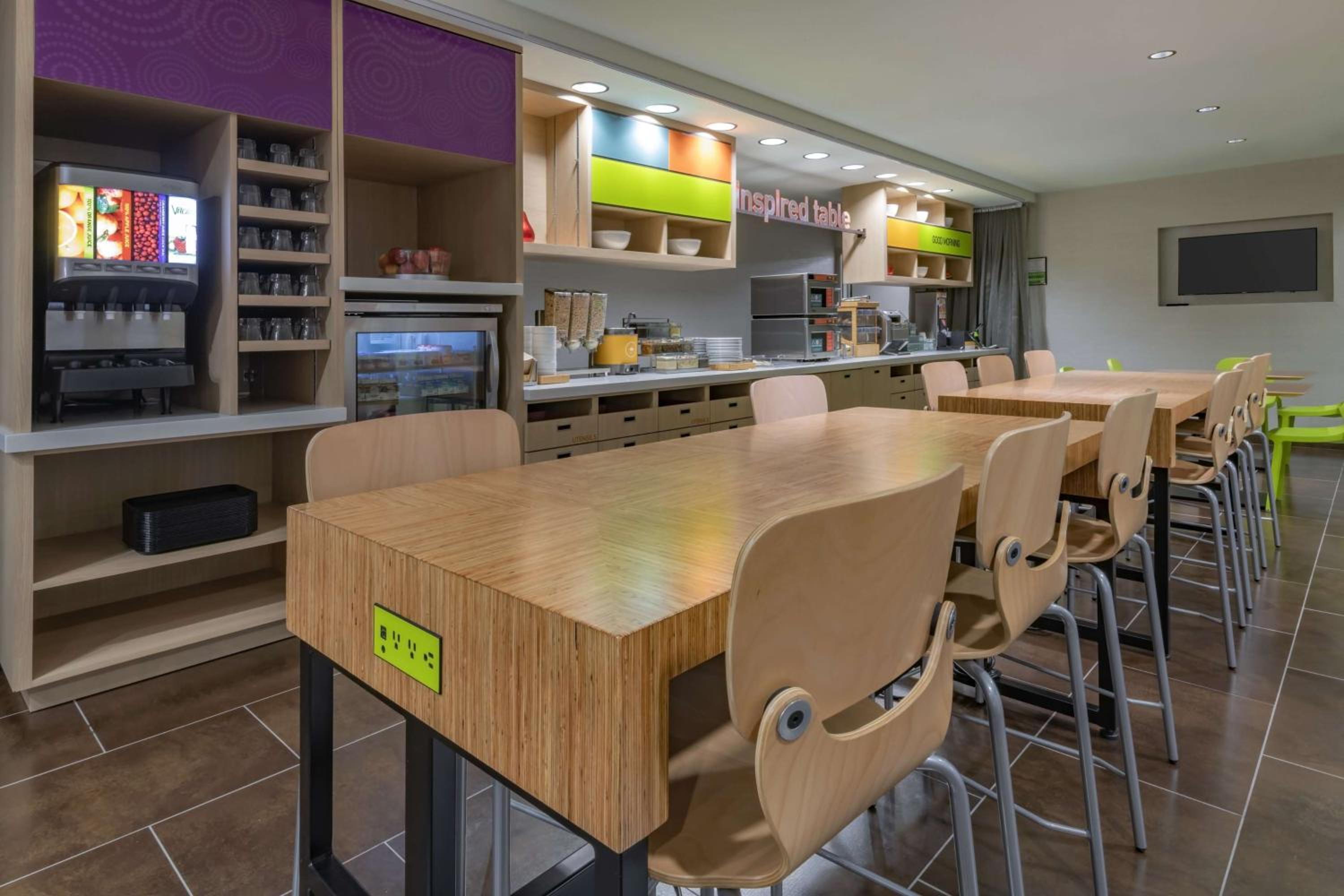 Kingman Vacations - Home2 Suites by Hilton Kingman - Property Image 4