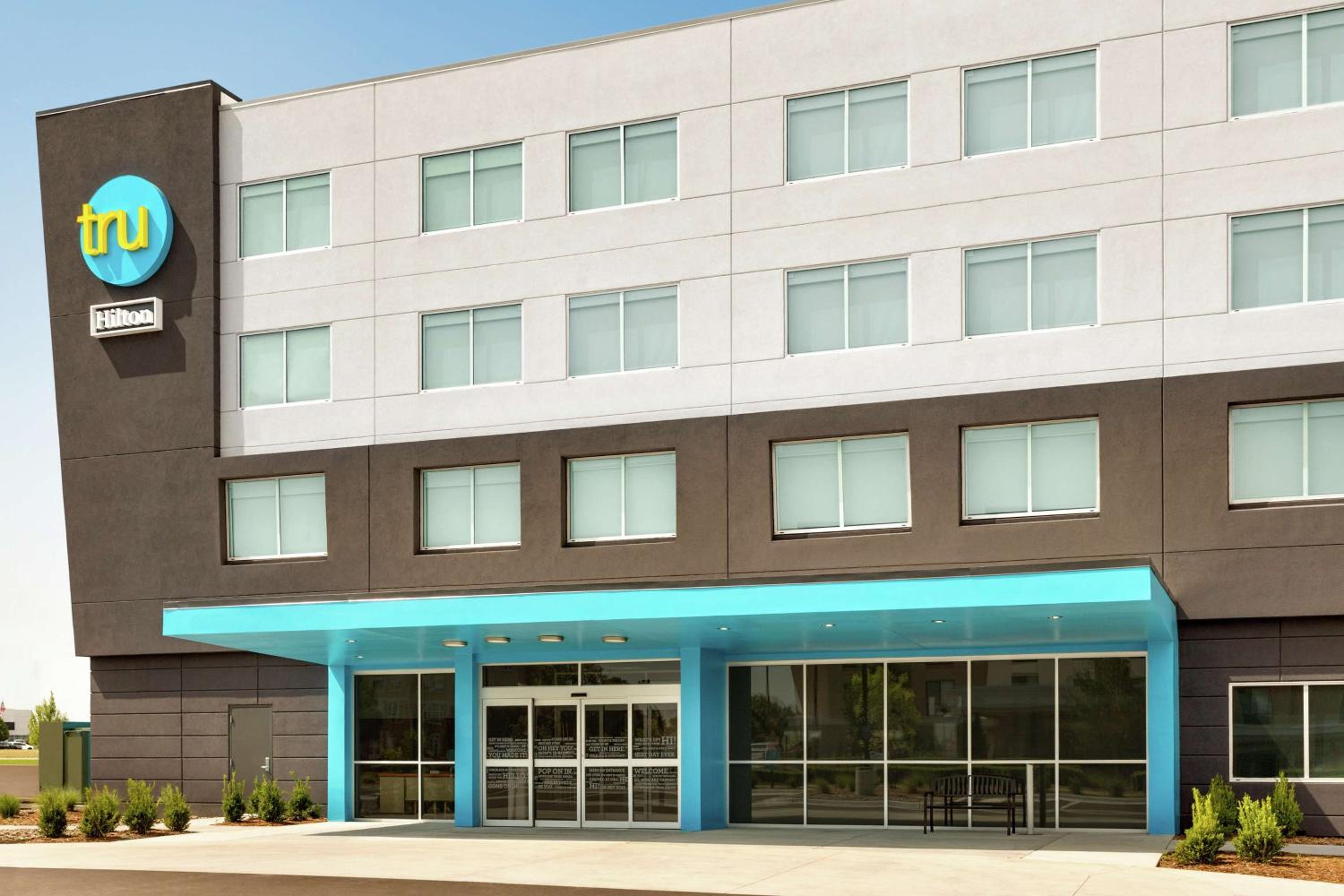 Hotel Tru By Hilton Wichita Northeast - Image 1