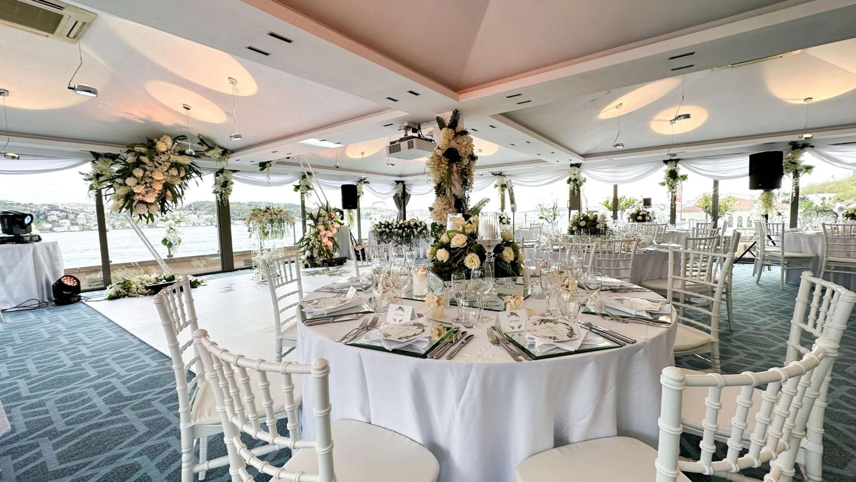 Radisson Blu Bosphorus Hotel - Image 22