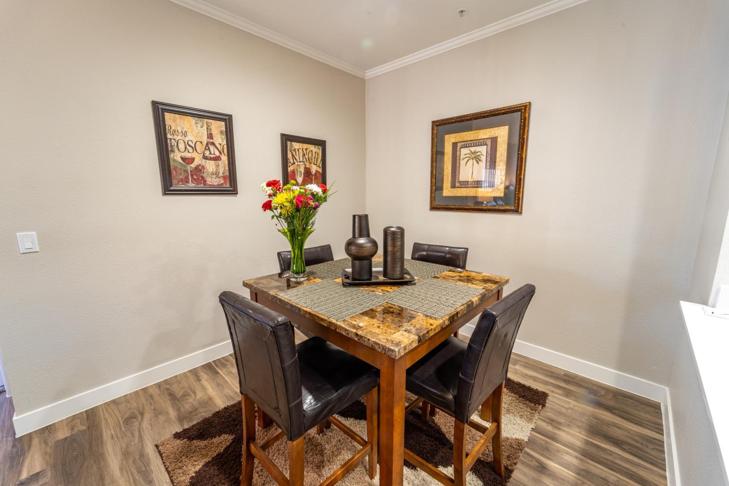 Luxury Vacation Rentals by Meridian CondoResorts