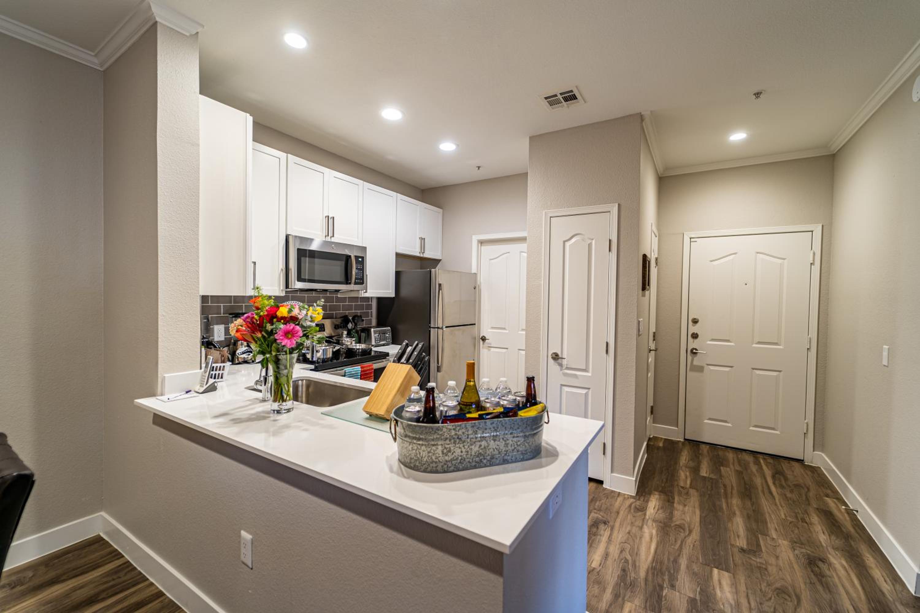 Luxury Vacation Rentals by Meridian CondoResorts