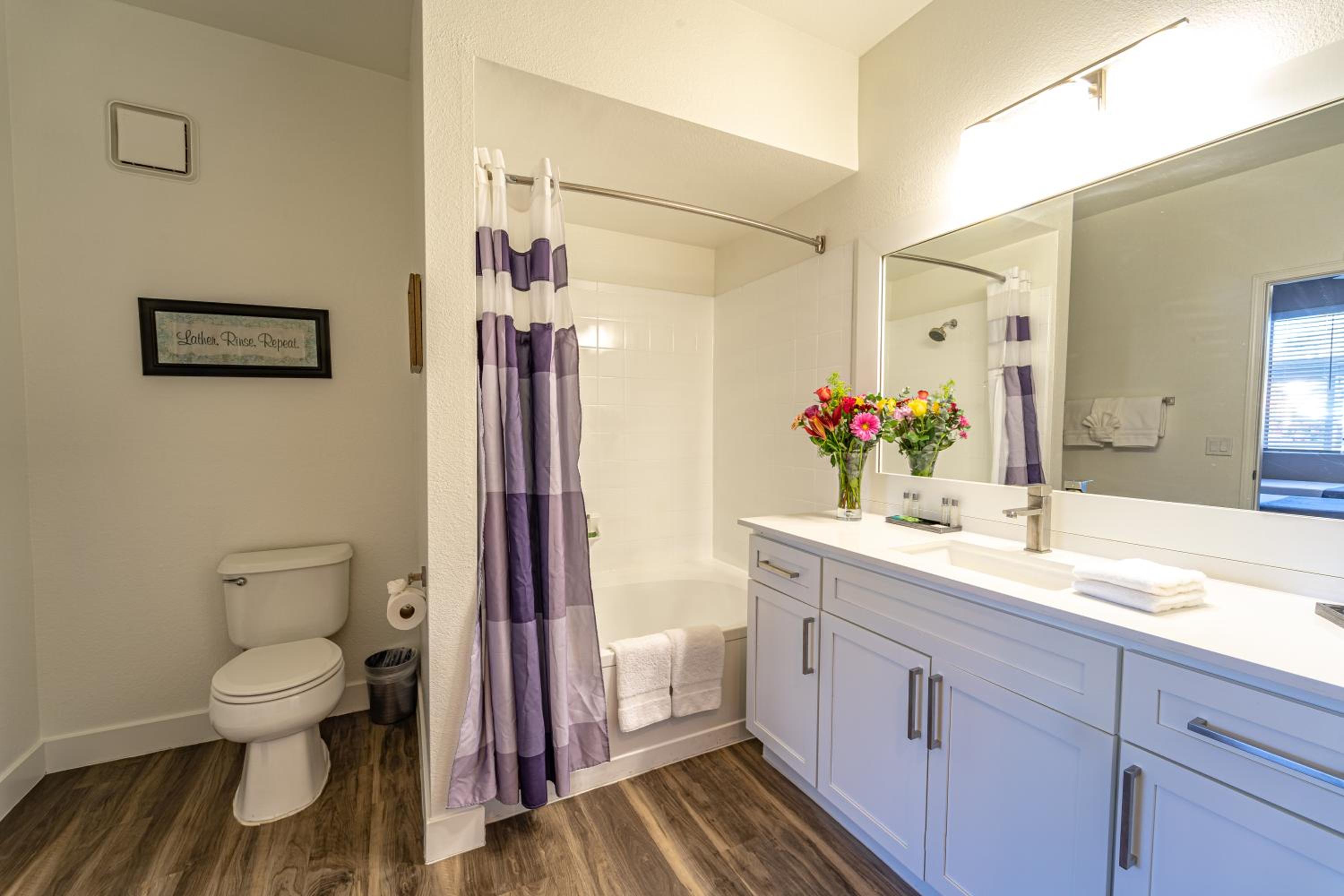 Luxury Vacation Rentals by Meridian CondoResorts