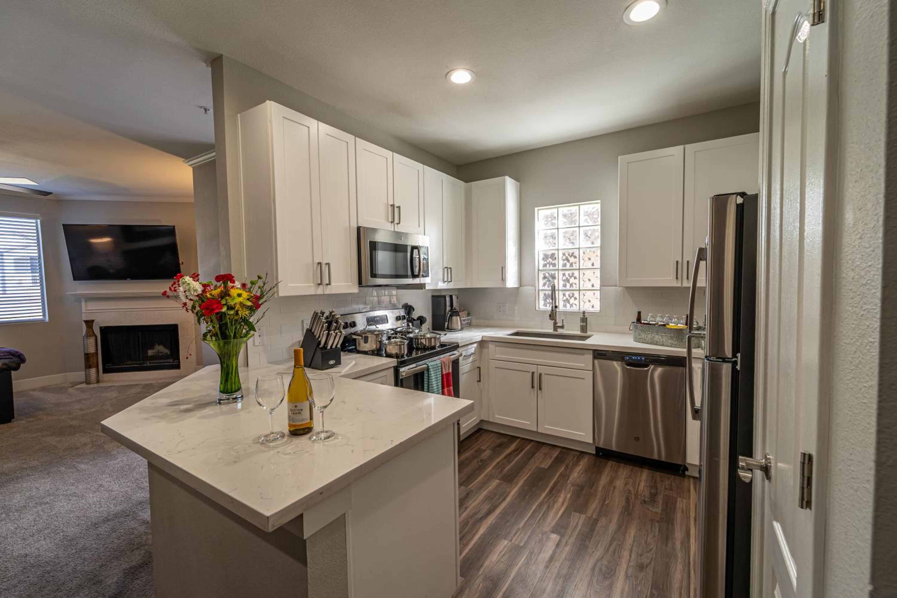 Luxury Vacation Rentals by Meridian CondoResorts
