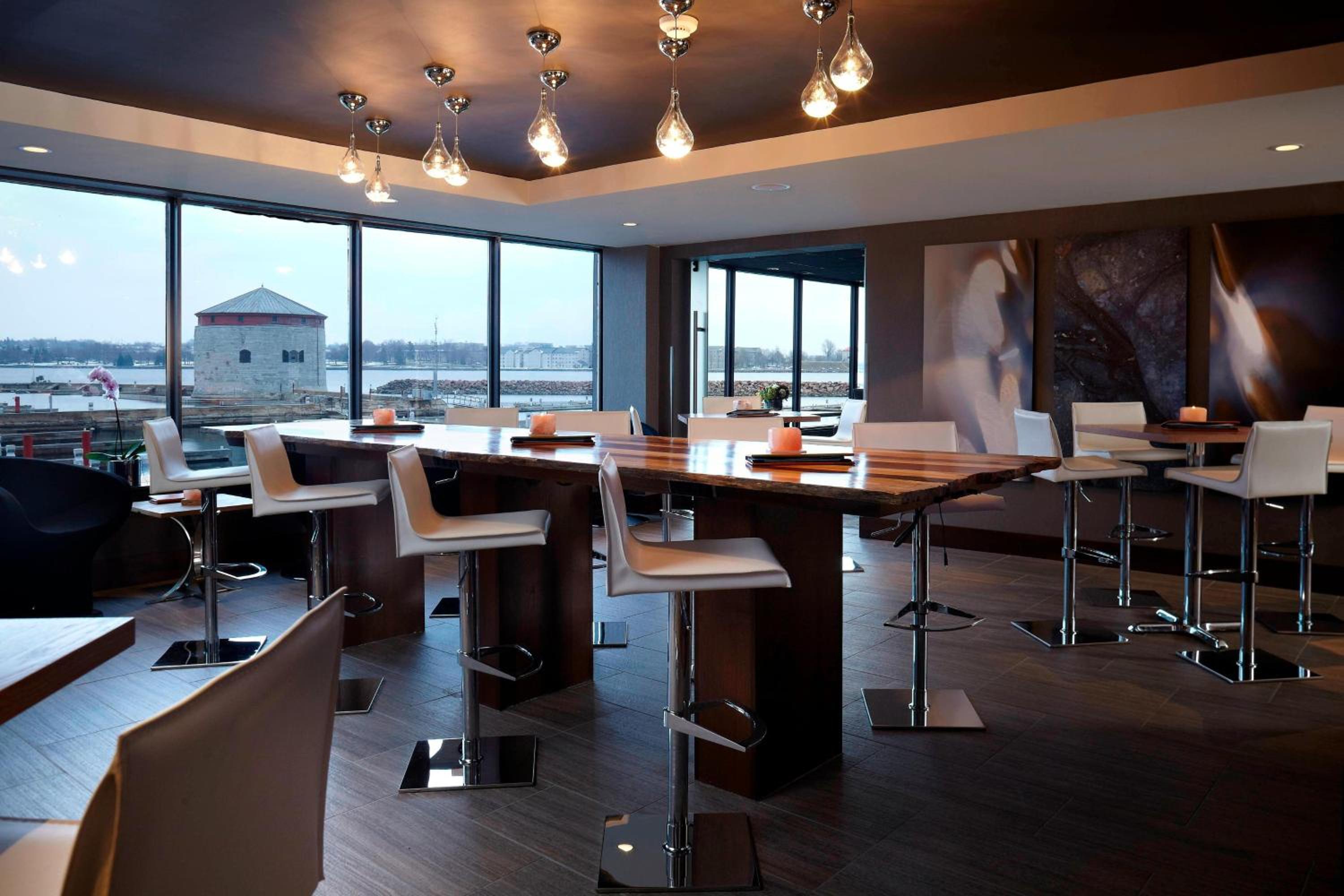 Kingston Vacations - Delta Hotels by Marriott Kingston Waterfront - Property Image 3