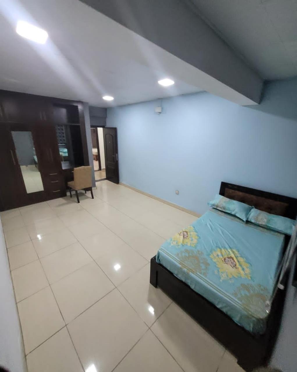 PALM GROVE APARTMENT