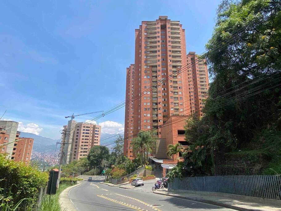 Entre palmas de San Diego 6 Pax