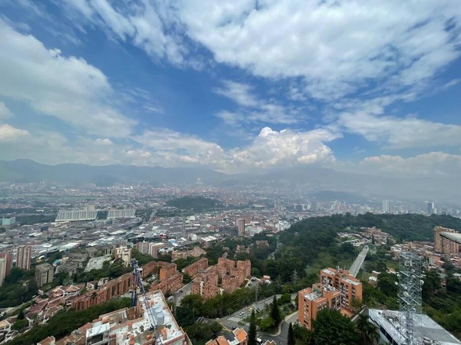 Entre palmas de San Diego 6 Pax