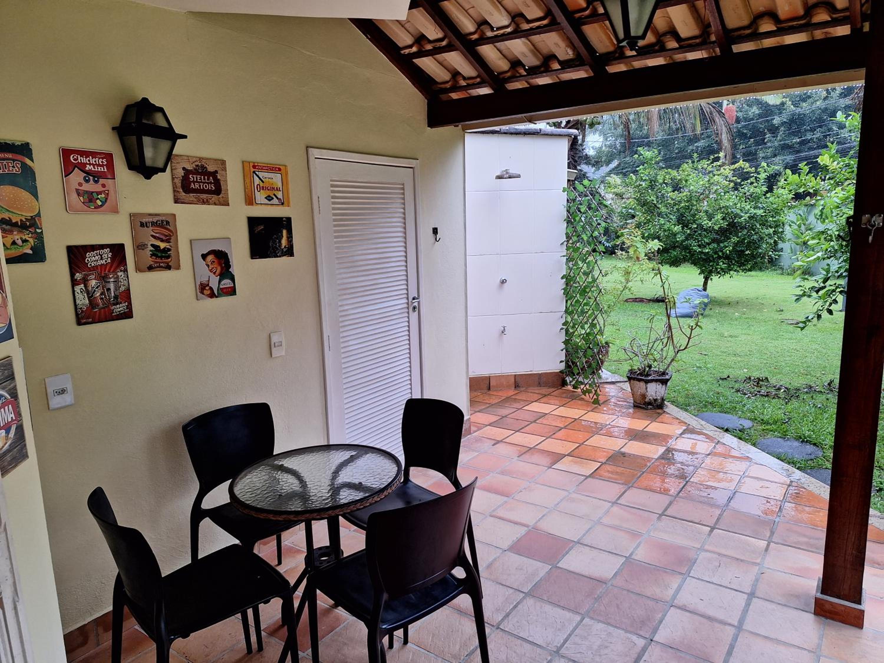 Casa em Paraty - RJ Cond. Fechado