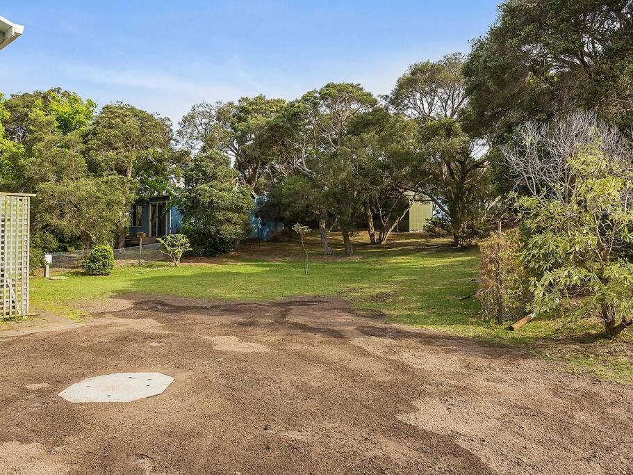 BLAIRGOWRIE VIEWS..front beach location location.