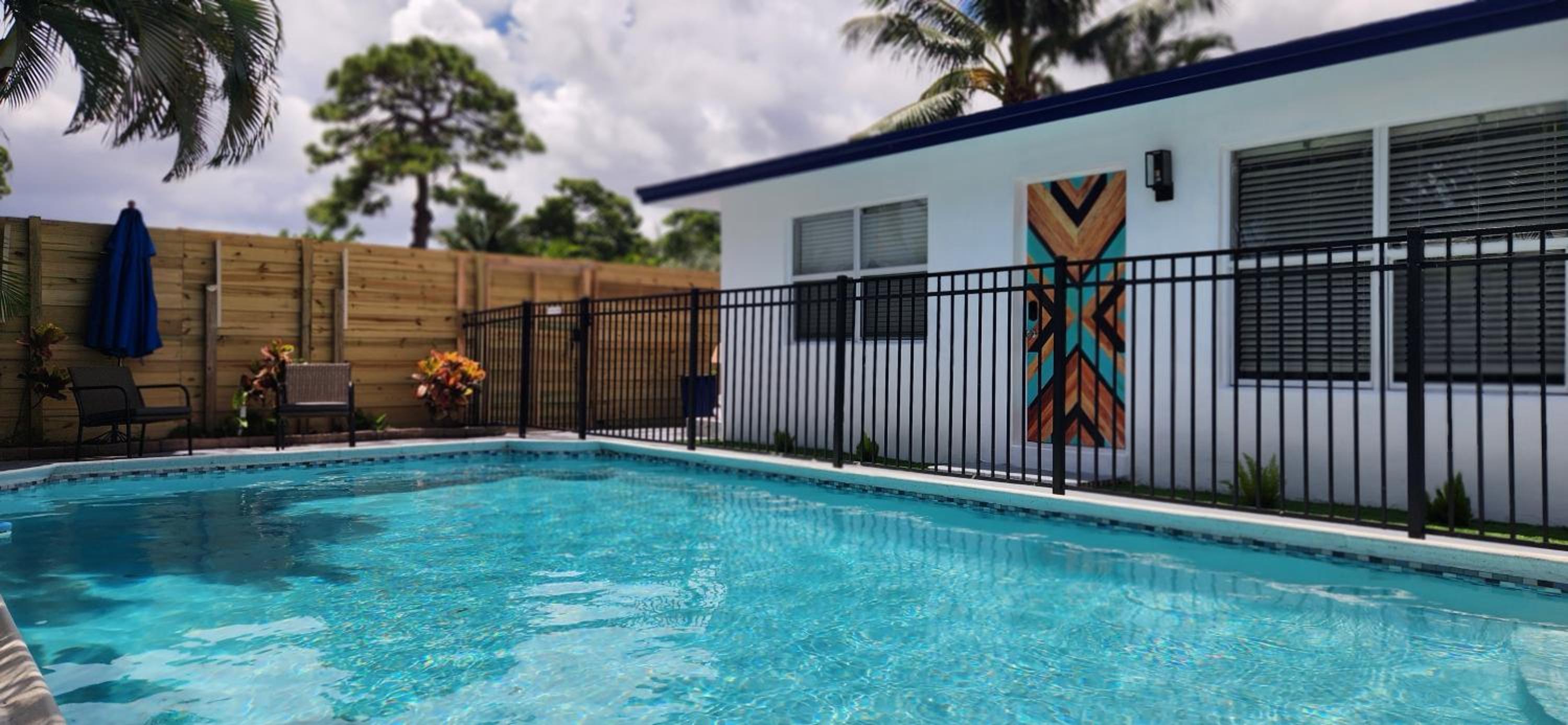 Private Home, KING Room- Pool & Patios - Near Beaches & Dining, photo 94
