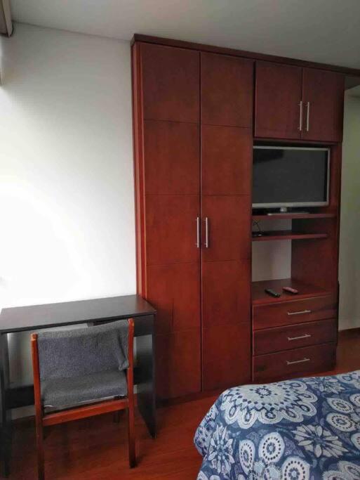Hermoso e independiente apartamento central