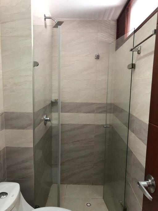 Hermoso e independiente apartamento central