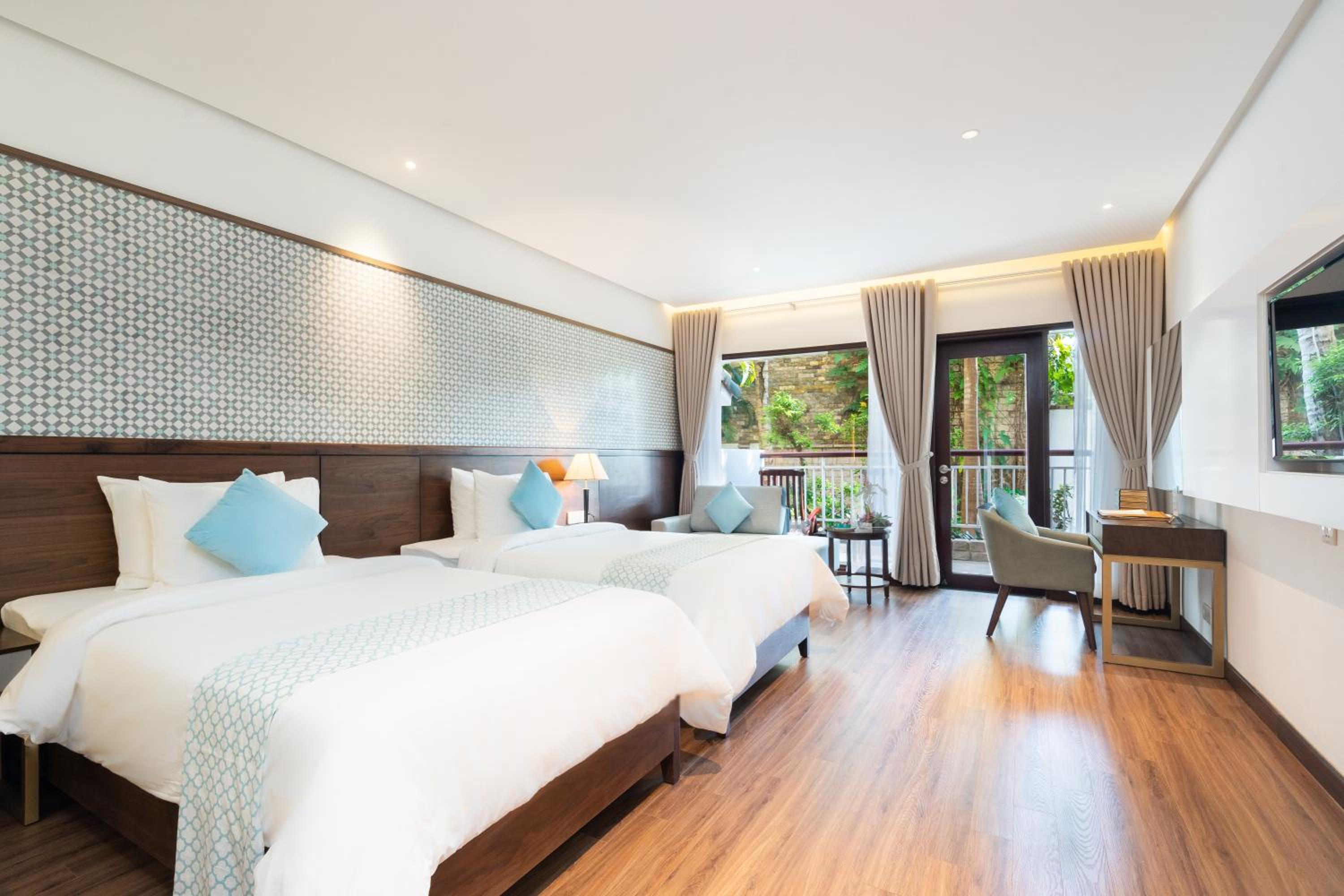Hoang Ngoc Beach Resort