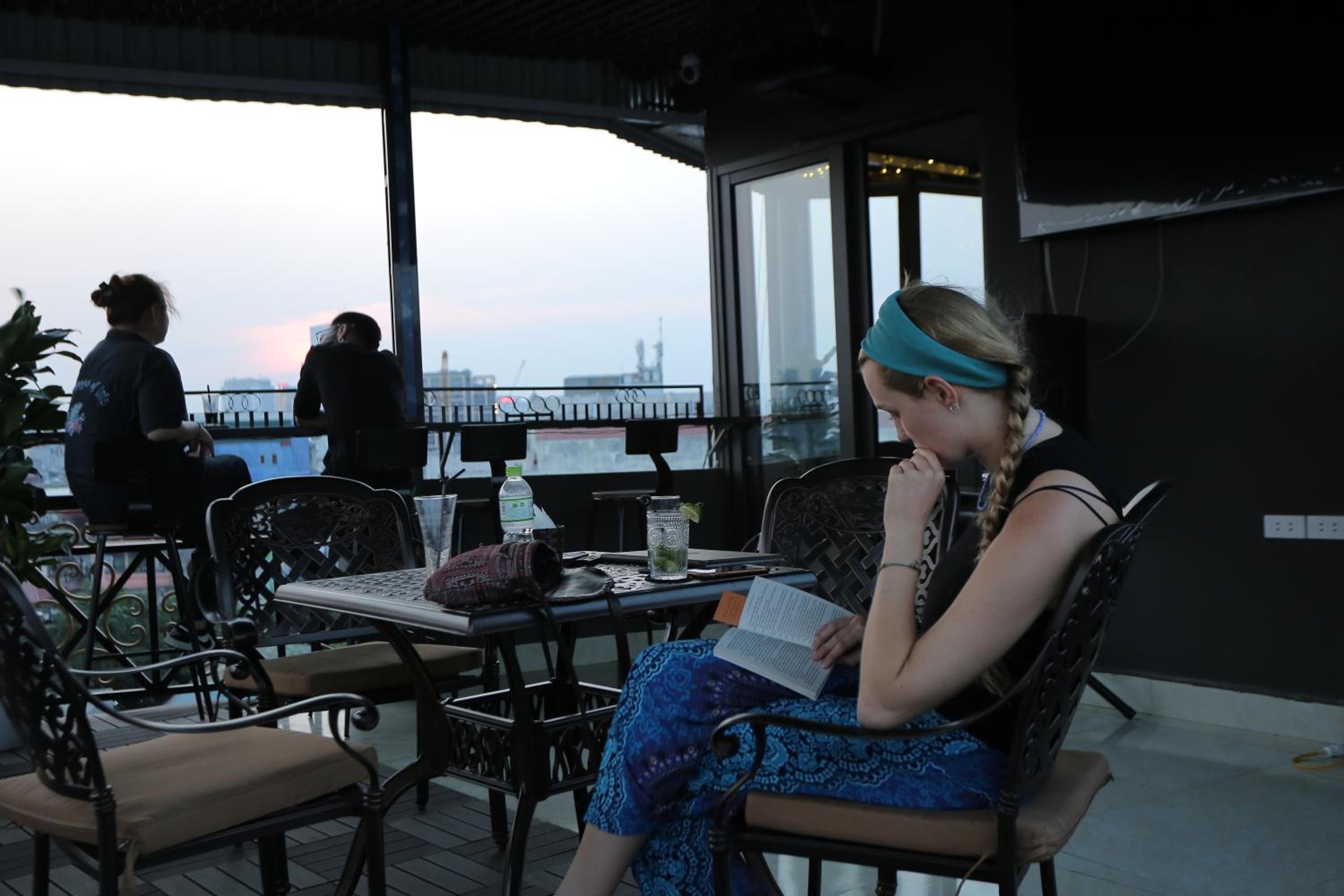 Light House & Rooftop