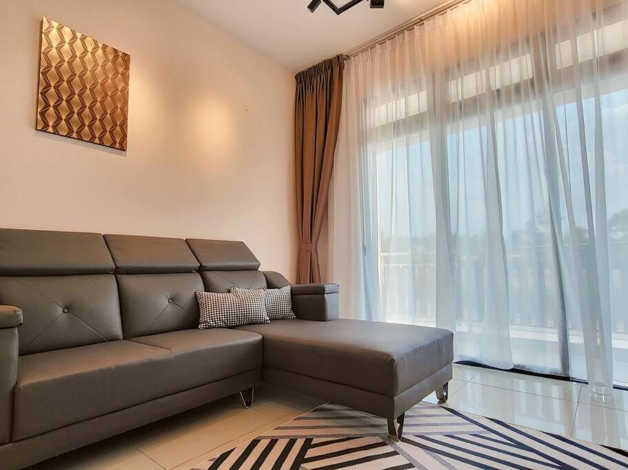 D'Secret Tropika - 2 Bedrooms 4 Pax, Free Parking