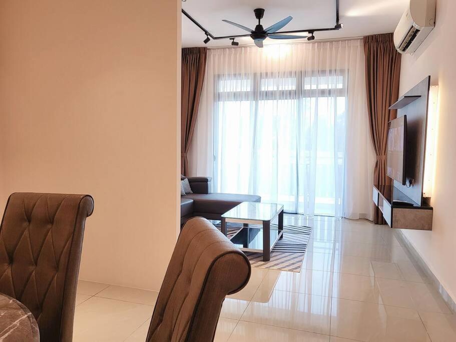 D'Secret Tropika - 2 Bedrooms 4 Pax, Free Parking