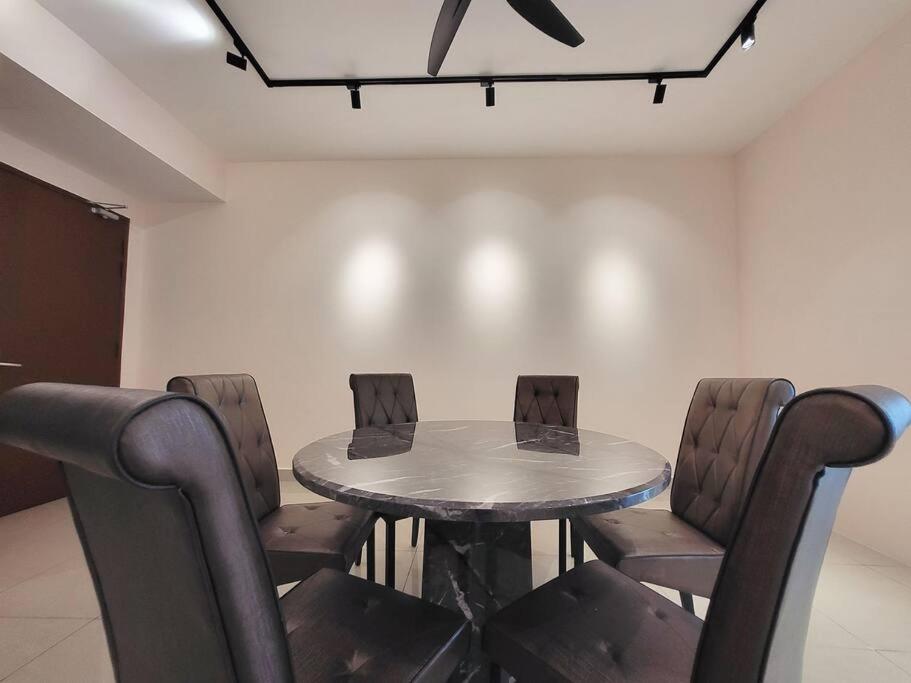 D'Secret Tropika - 2 Bedrooms 4 Pax, Free Parking