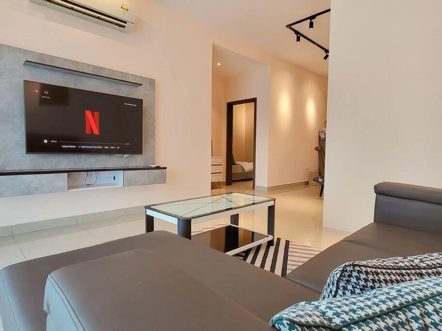 D'Secret Tropika - 2 Bedrooms 4 Pax, Free Parking
