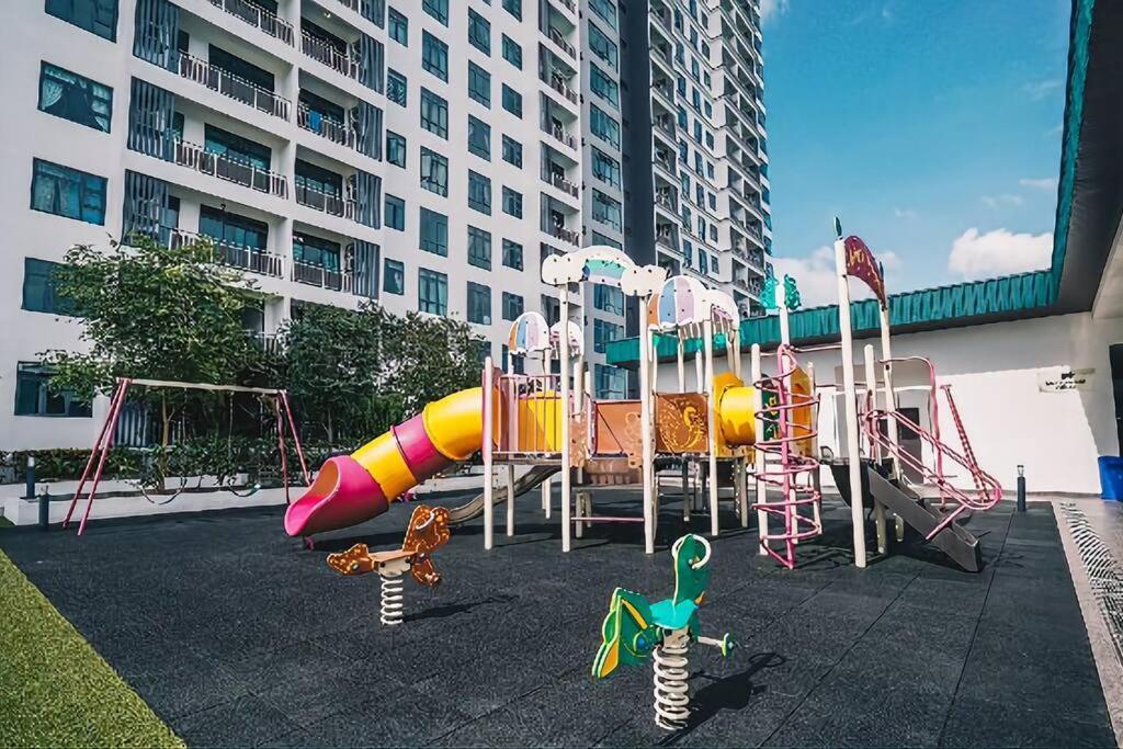 D'Secret Tropika - 2 Bedrooms 4 Pax, Free Parking