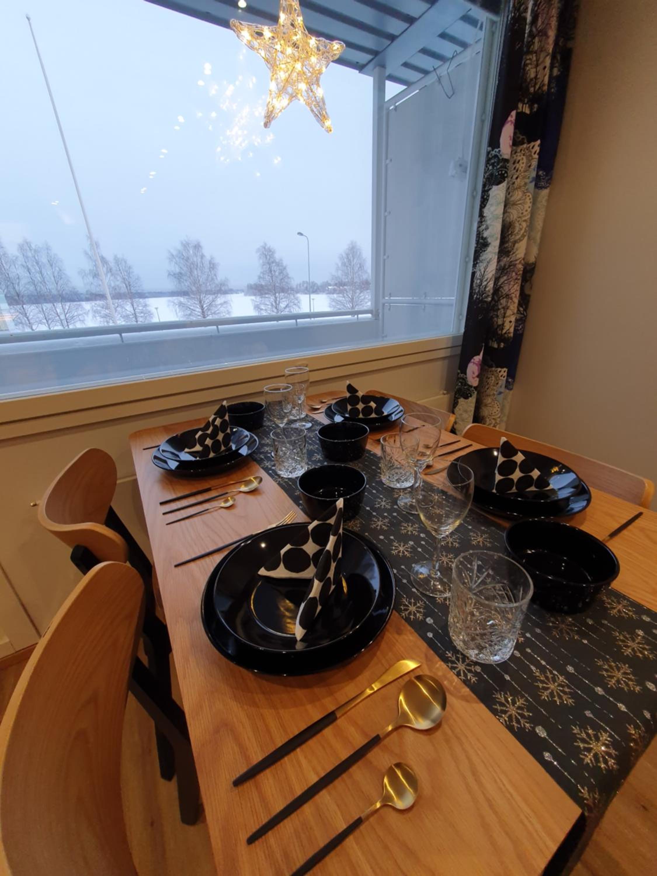 River View City Apartment
