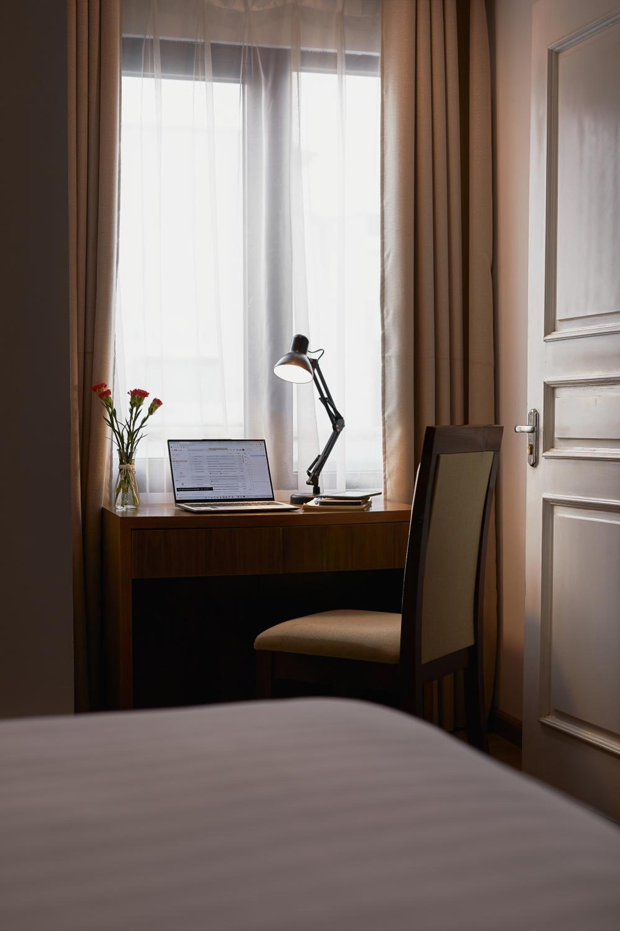 The Bloom Classic - An Excellent Blend of Cozy Living and Urban Relaxation