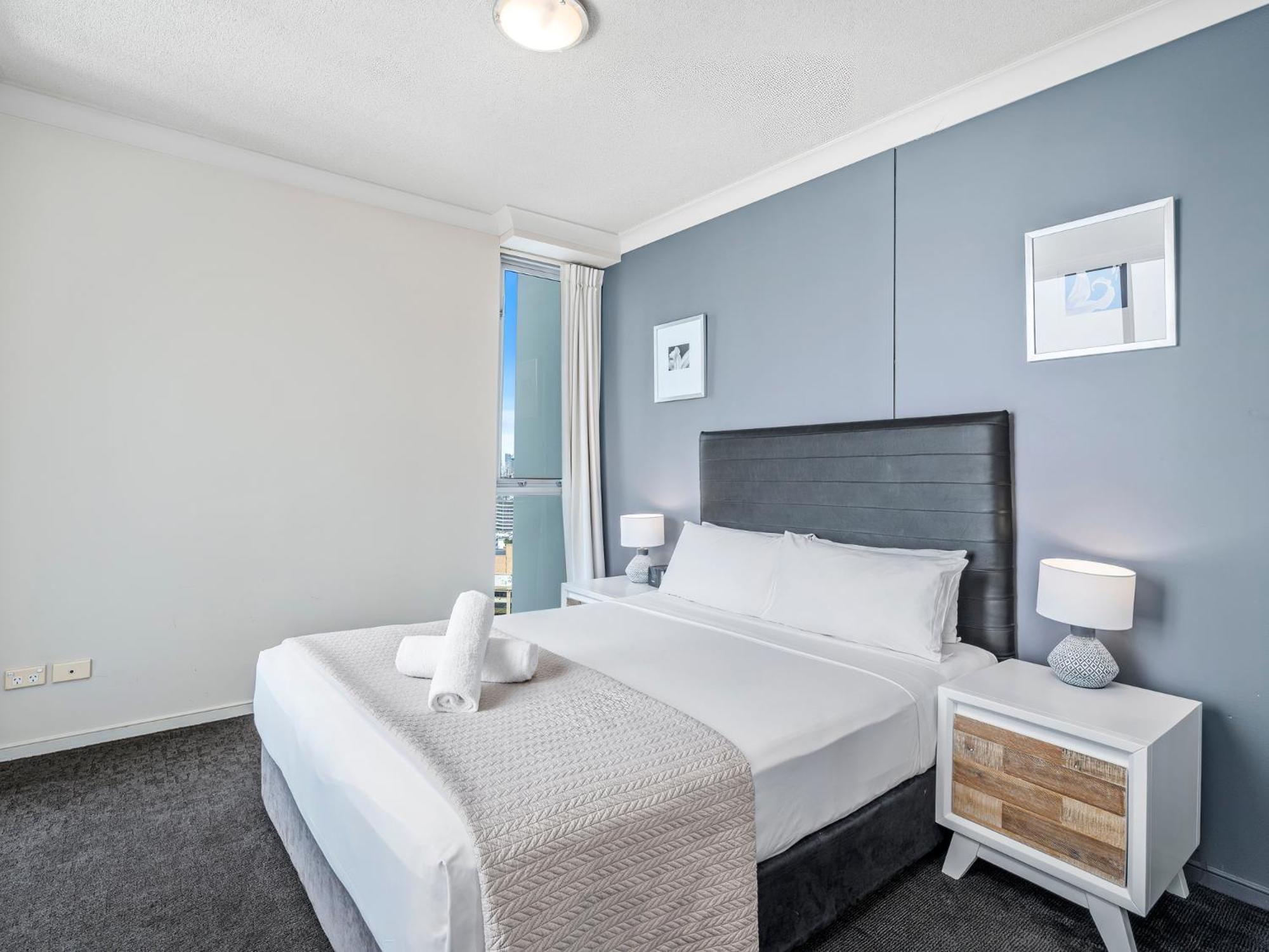Towers of Chevron - Private Apartments - Hosted by Coastal Letting Co.