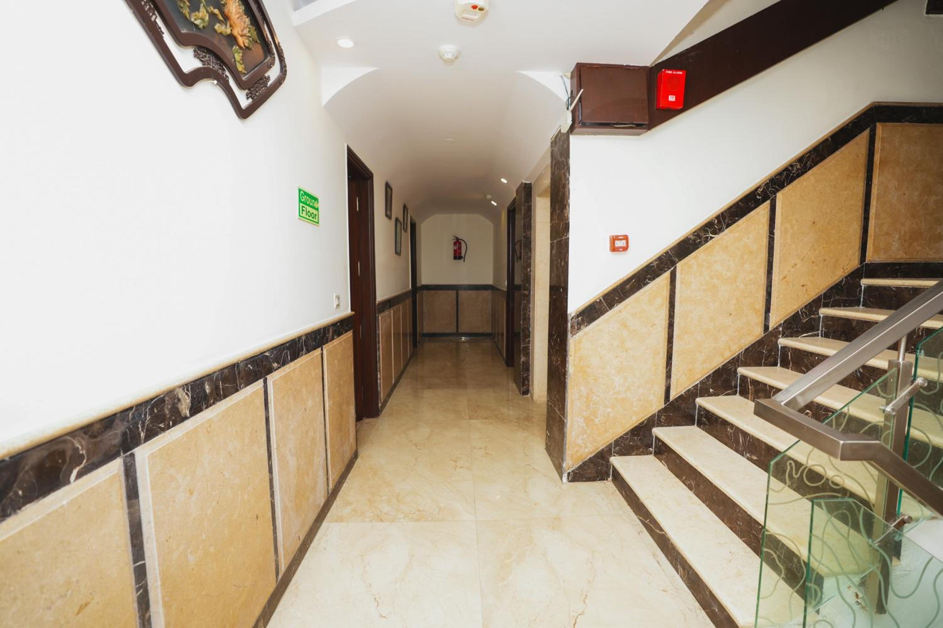 Hotel High 5 Land