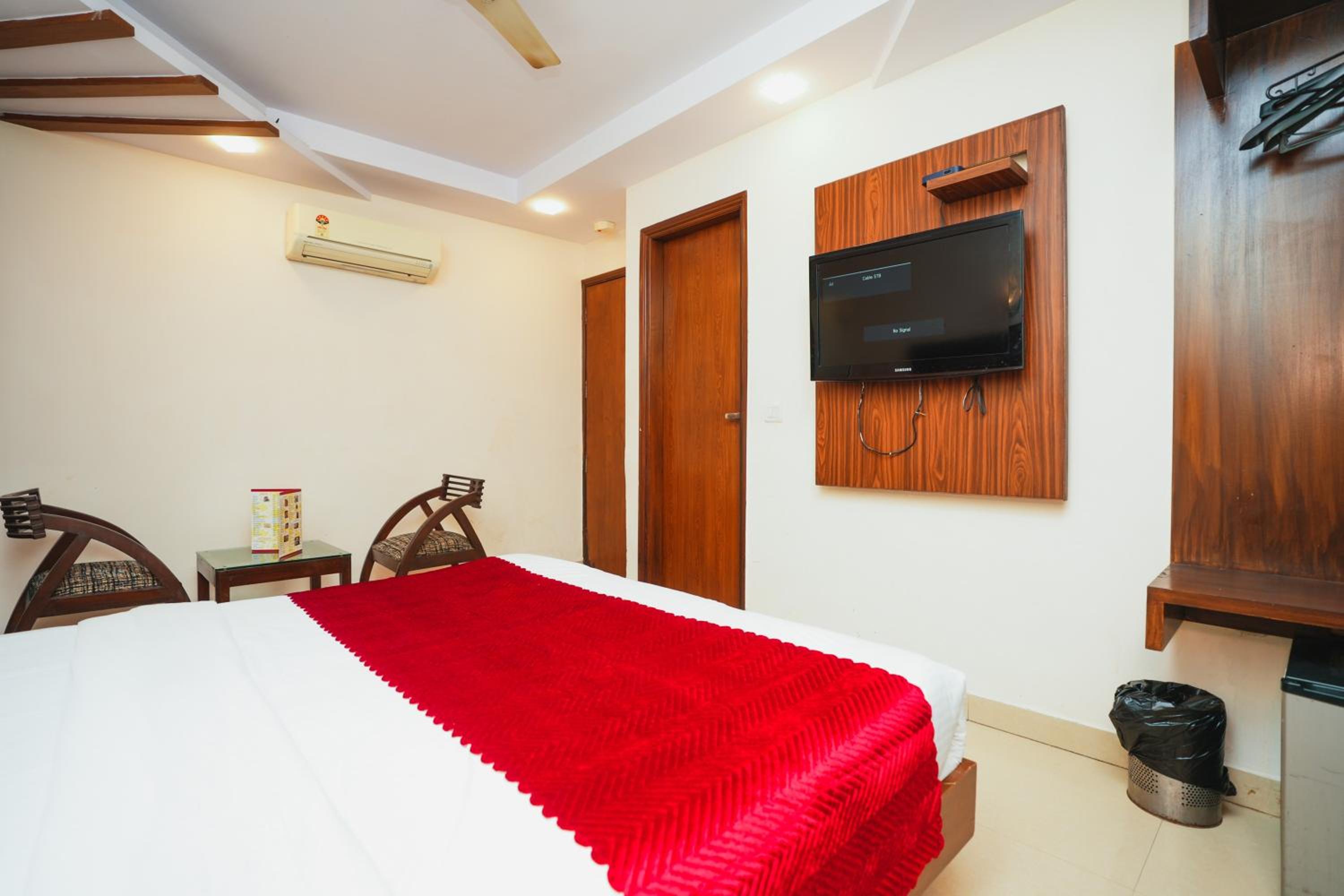 Hotel High 5 Land