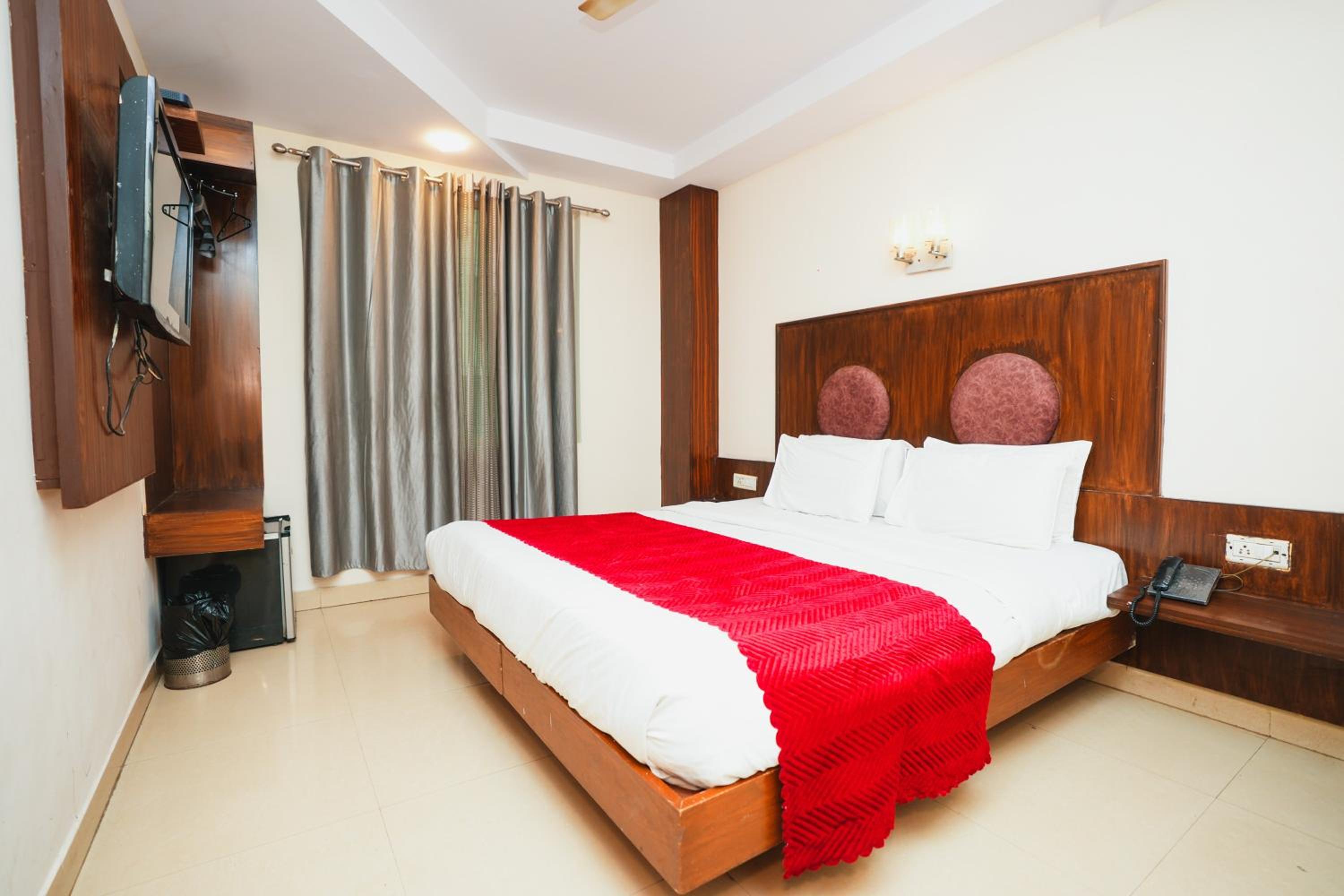 Hotel High 5 Land