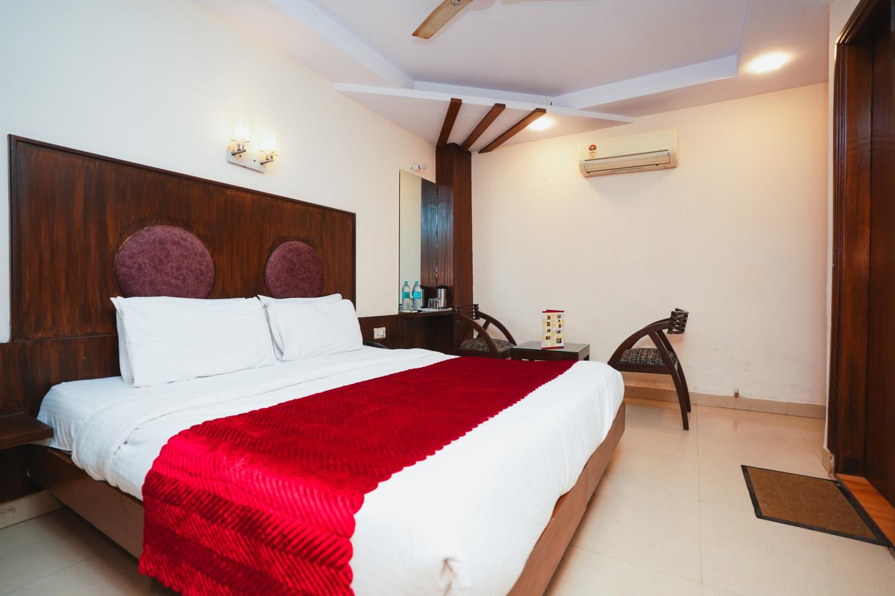 Hotel High 5 Land