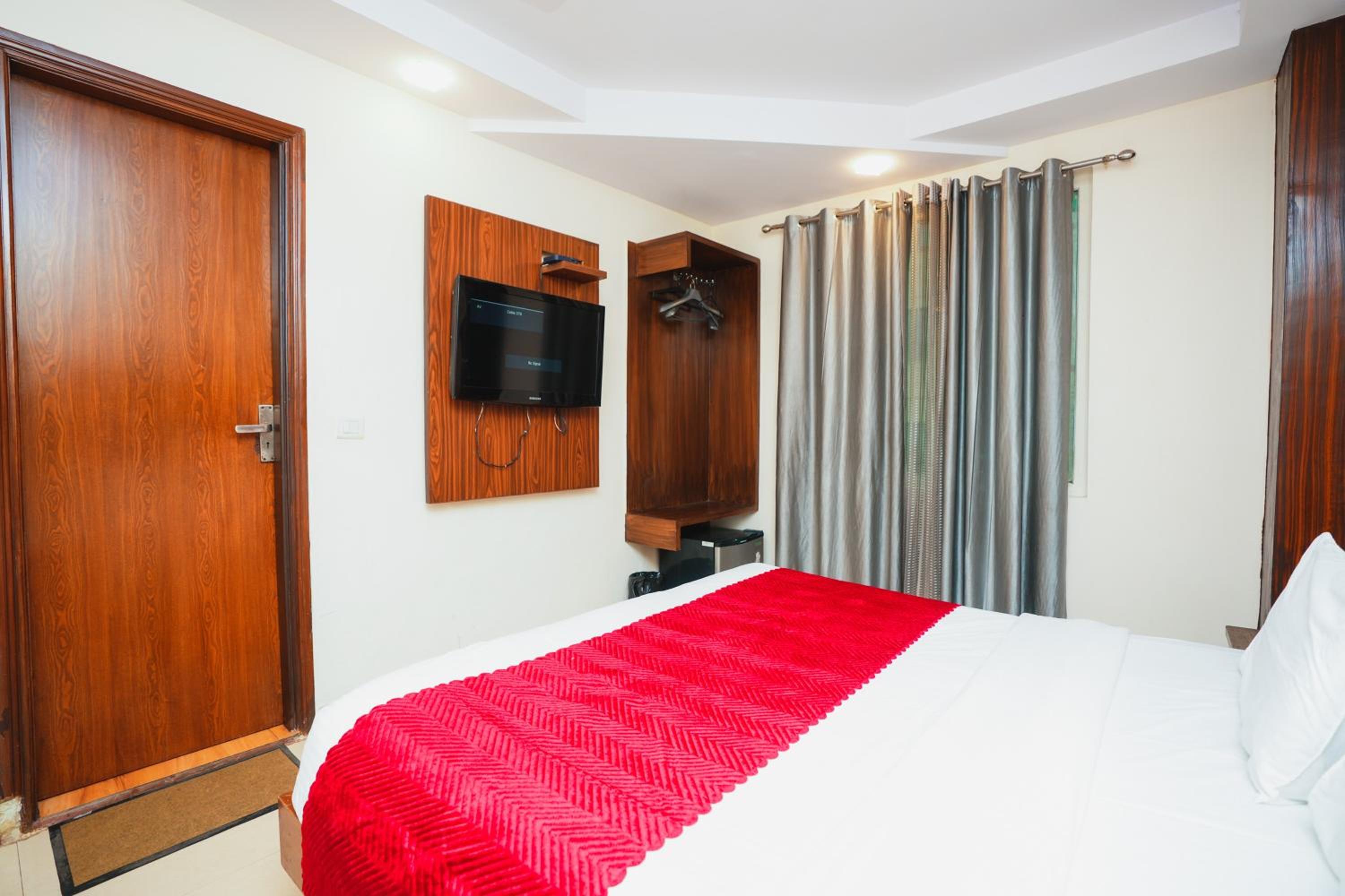 Hotel High 5 Land
