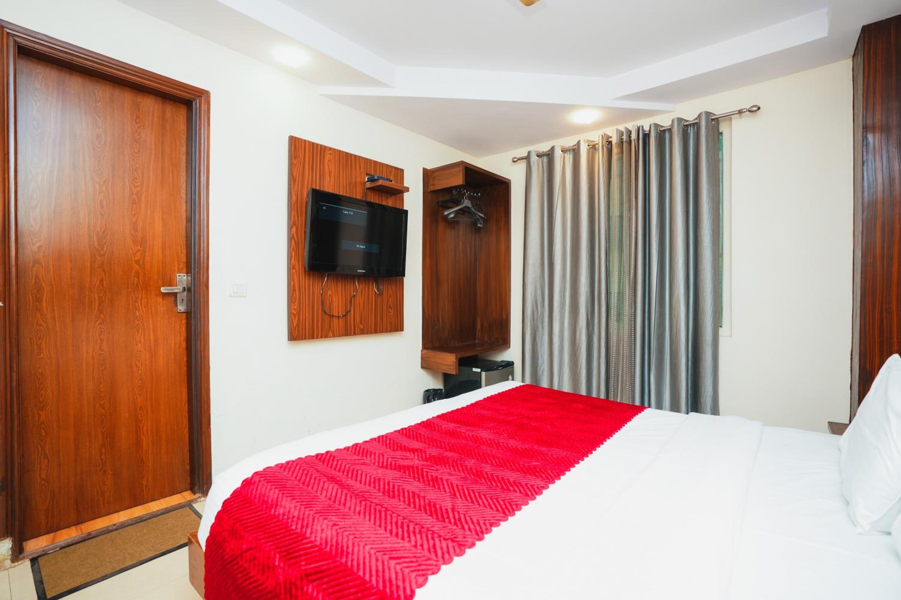 Hotel High 5 Land