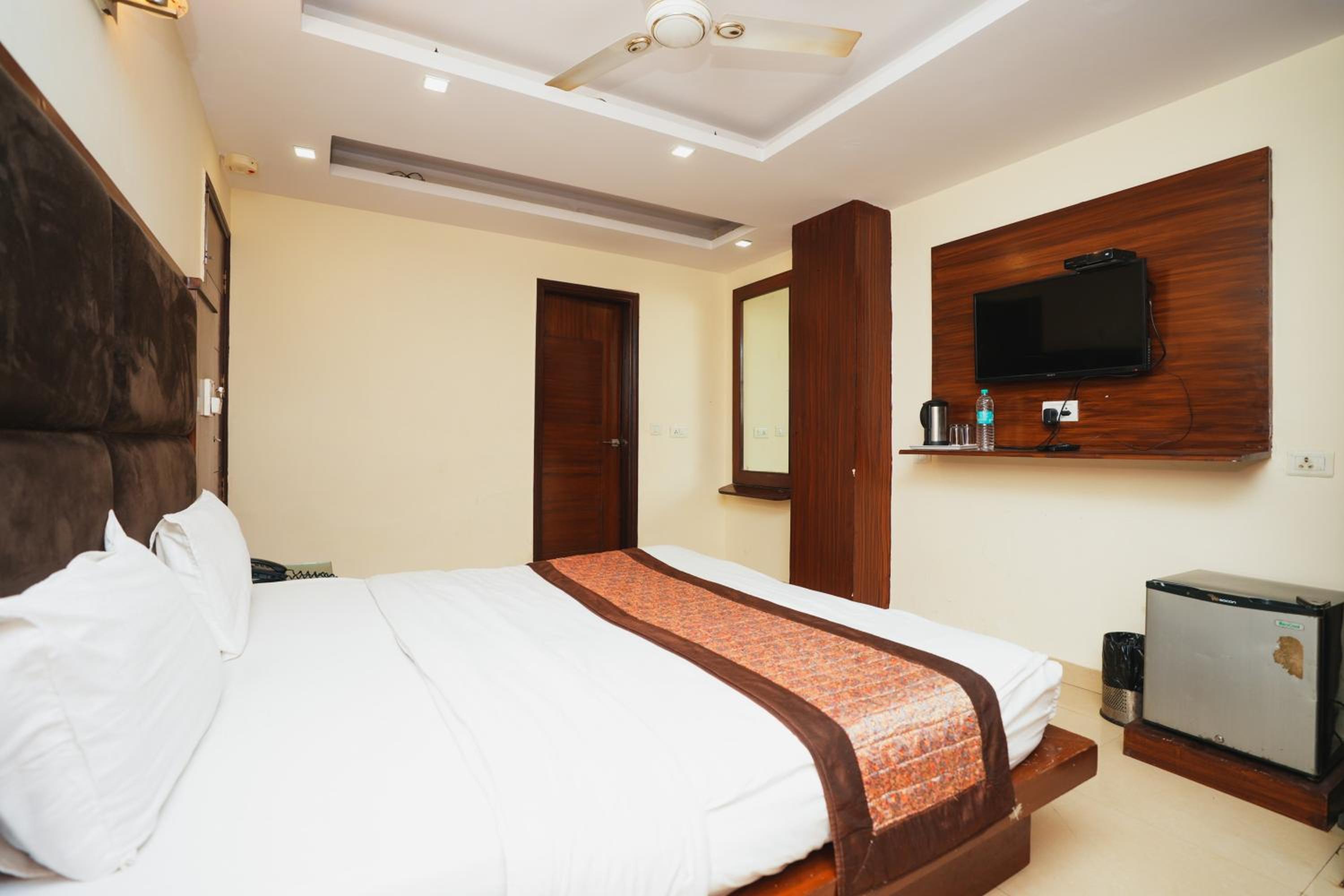 Hotel High 5 Land