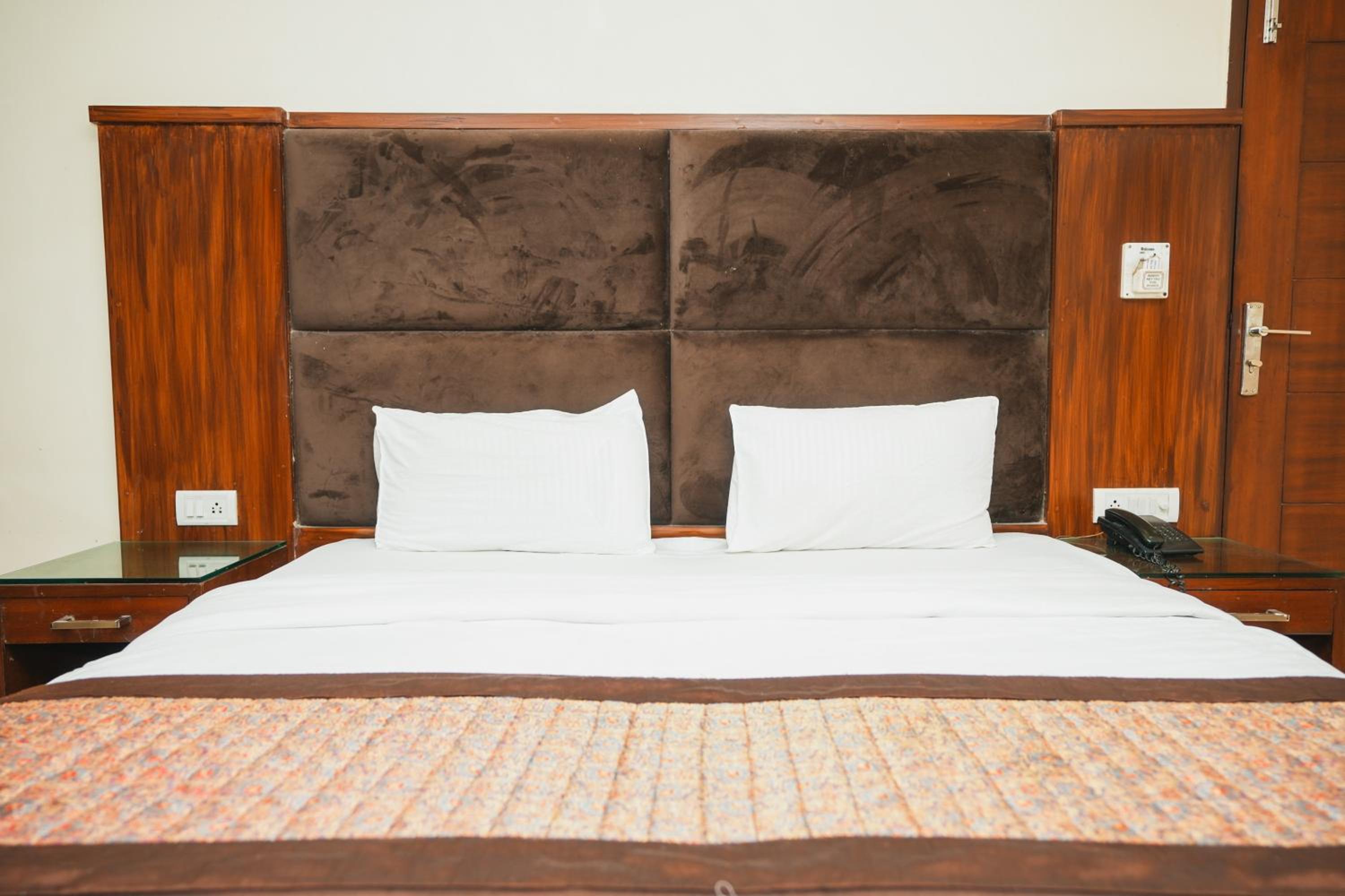 Hotel High 5 Land