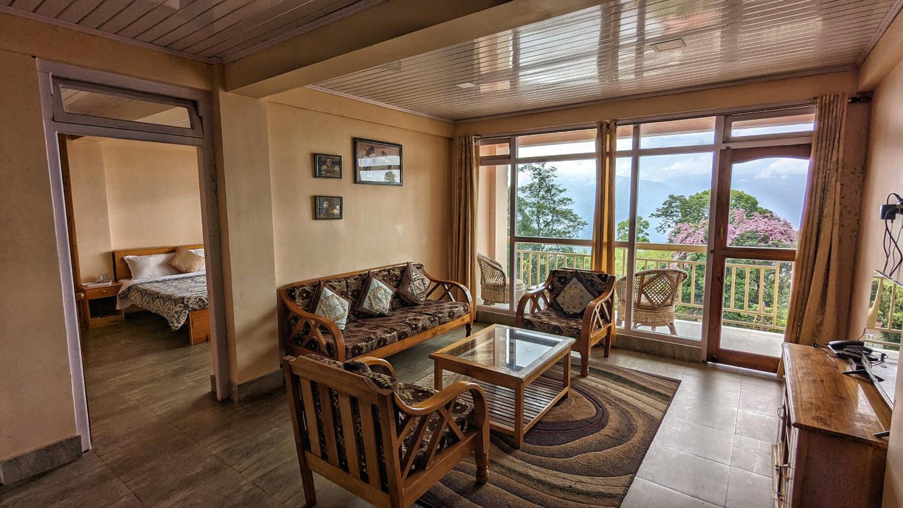 Shikher Guest House