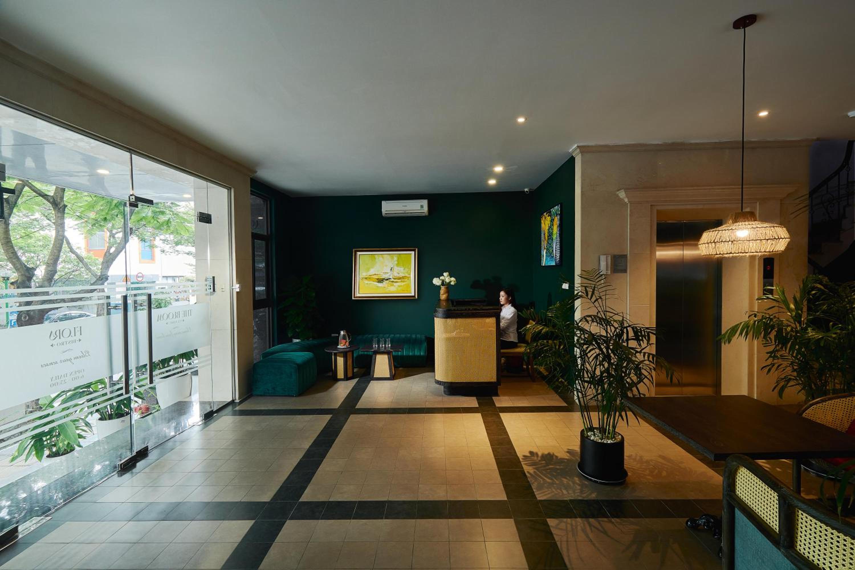 The Bloom Classic - An Excellent Blend of Cozy Living and Urban Relaxation