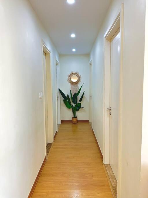 3BDR2WC/Lakeview/Dcapitale